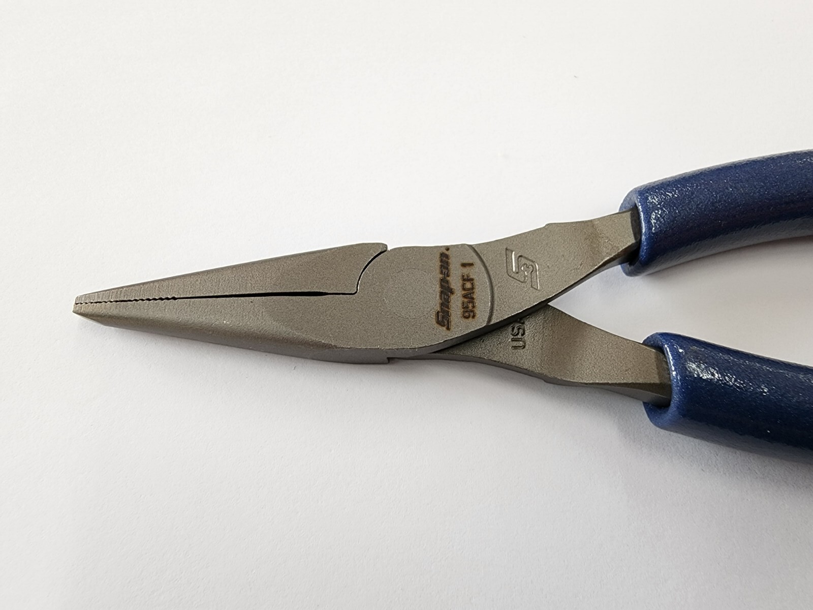 Snap-on Tools USA NEW 2pc POWER BLUE 9″ & 6″ Soft Grip Needle Nose Pliers Set