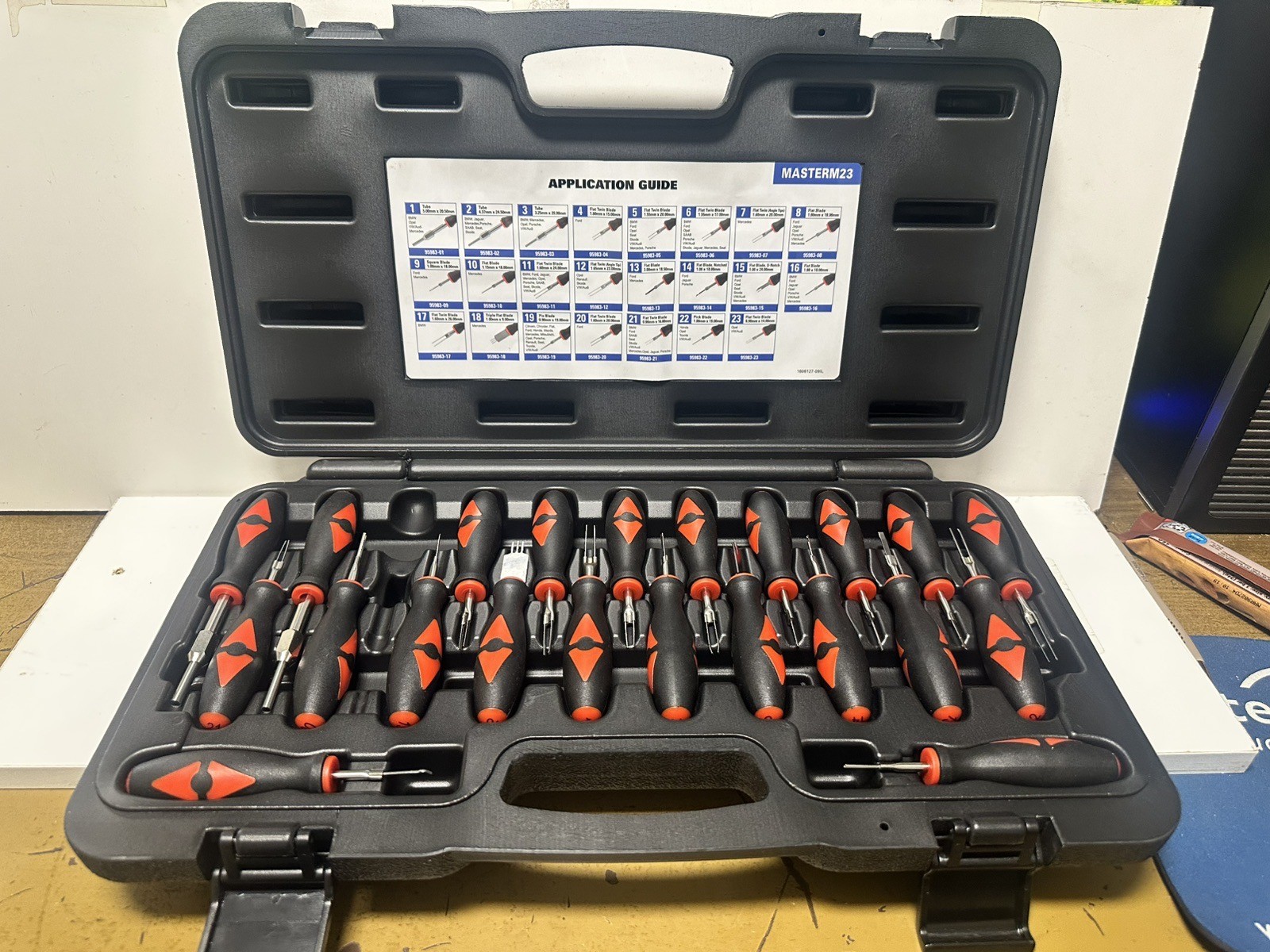 Matco Tools MASTERM23 Universal Automotive Terminal Tool Kit *Missing 1 Tool*