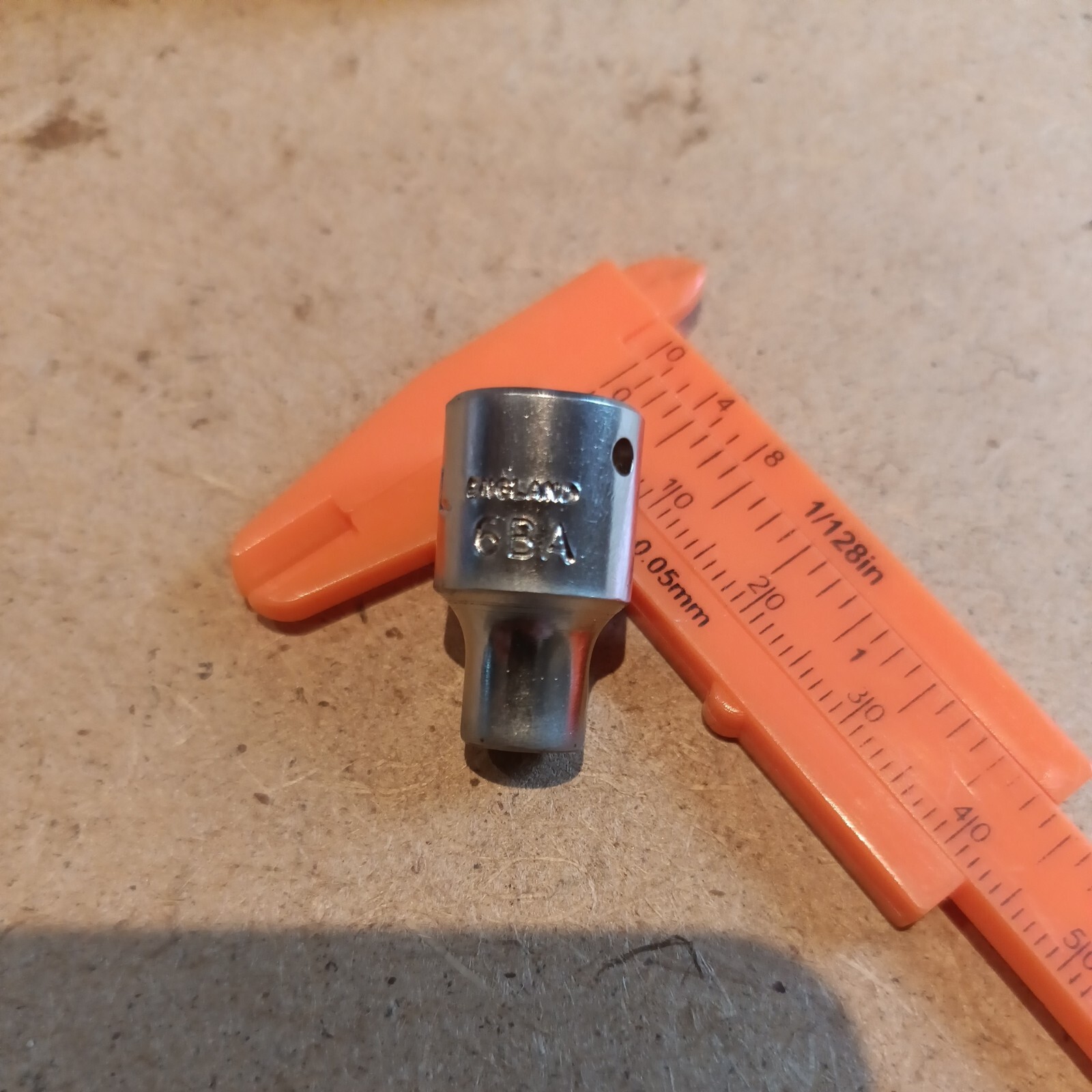 BRITOOL DH193 MADE IN ENGLAND 6BA 1/4″ DRIVE SOCKET