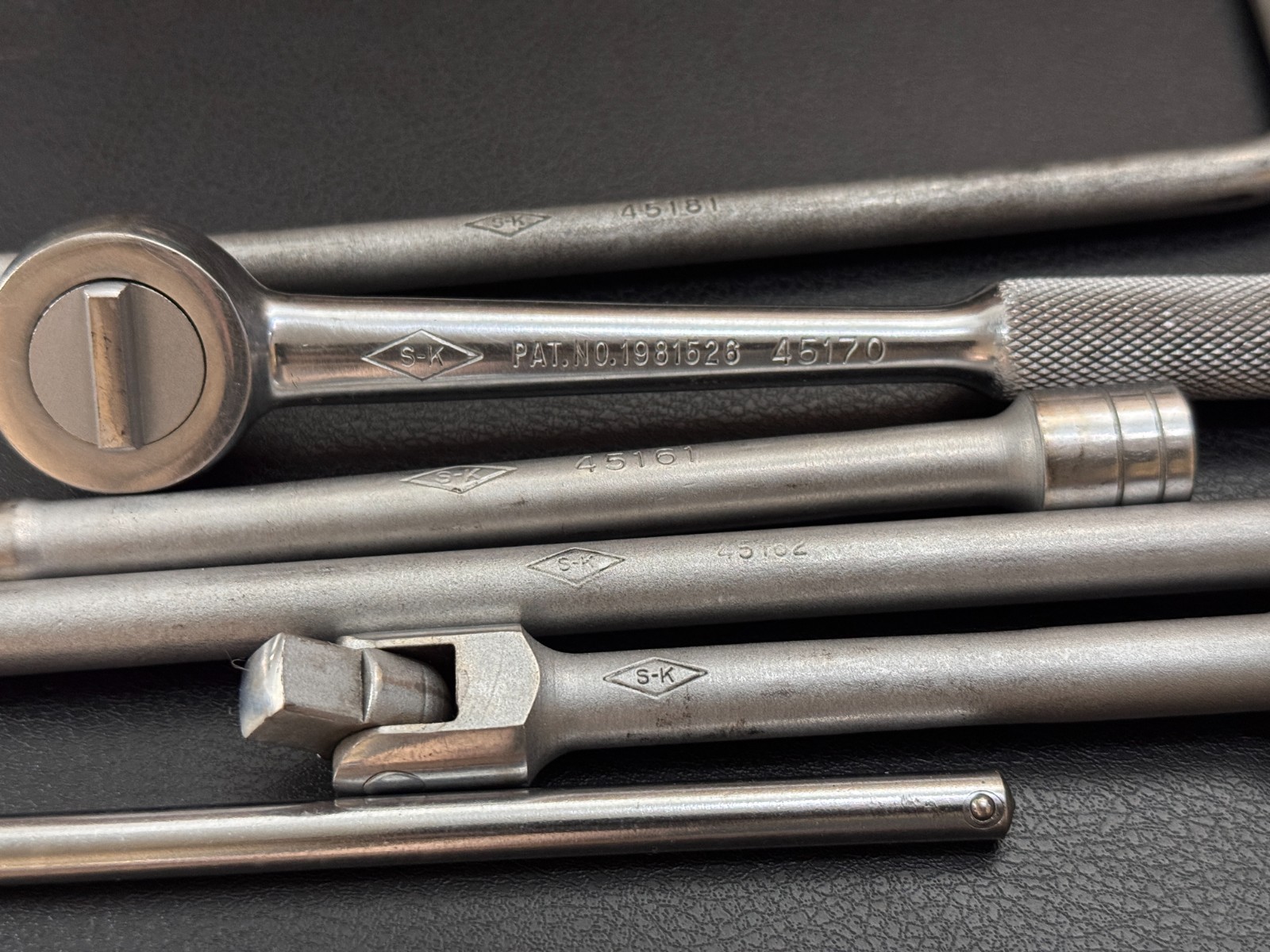S-K Tools 3/8 Drive Socket Wrench Set 4517 14pc Metal Case & Catalog c 1940s USA