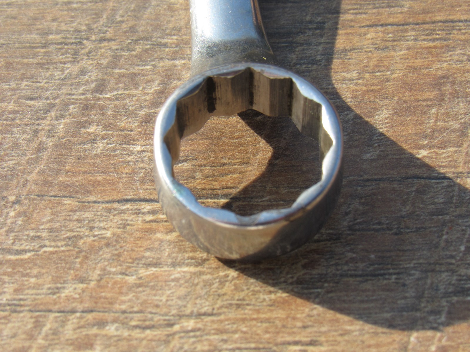 SNAP ON XS2226 11/16″ X 13/16″ 12 POINT BOX END WRENCH 10° OFFSET 2226 UNDERLINE