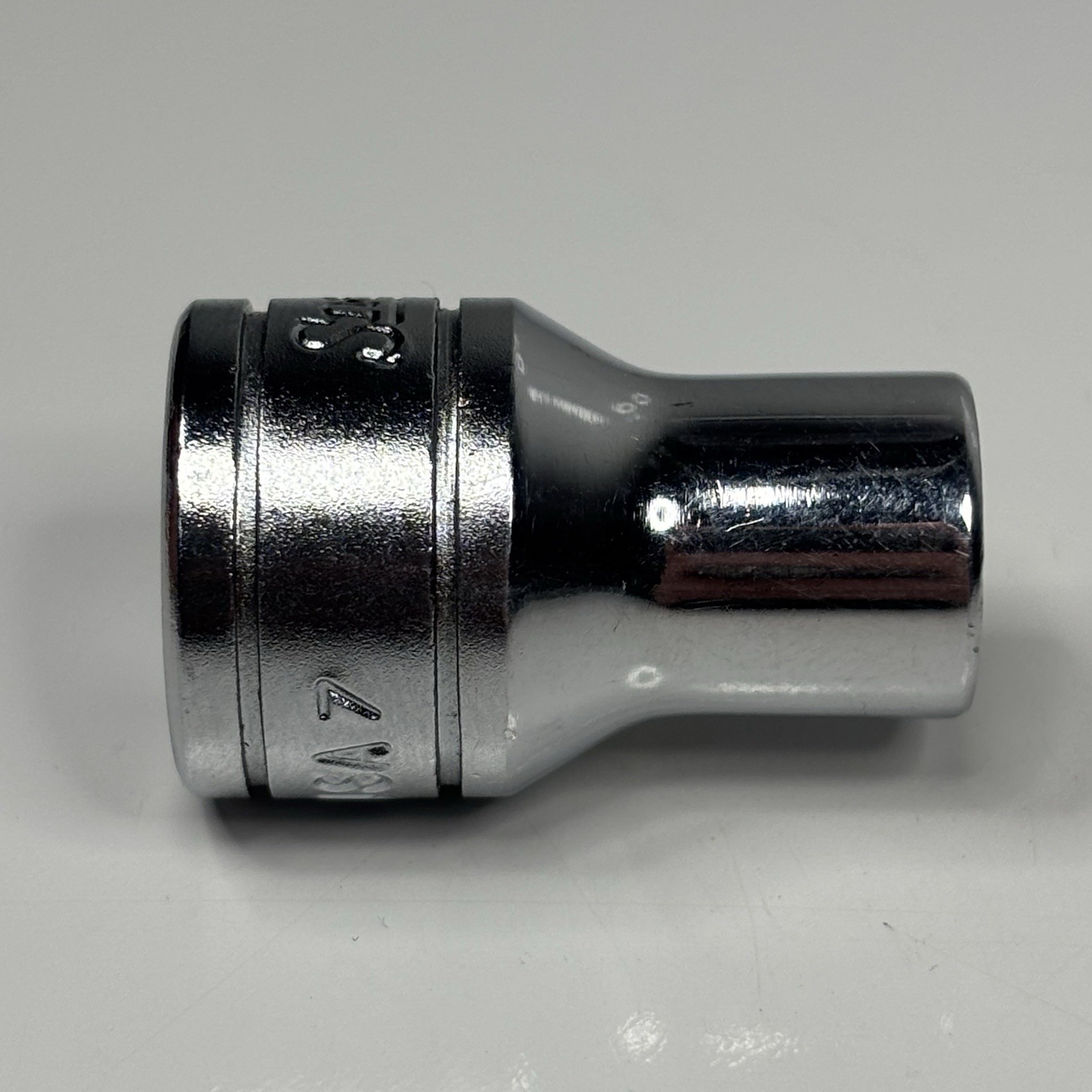 Snap On Tools FLE100 3/8 Drive Torx E10 Chrome Shallow Socket USA VTG 1987