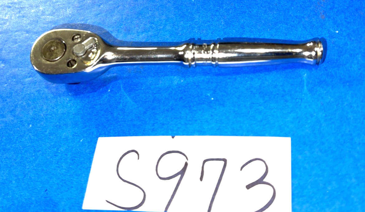 SNAP-ON TOOLS 3/8 DRIVE COMPACT HEAD RATCHET 4-3/8 INCHES LONG FM70A