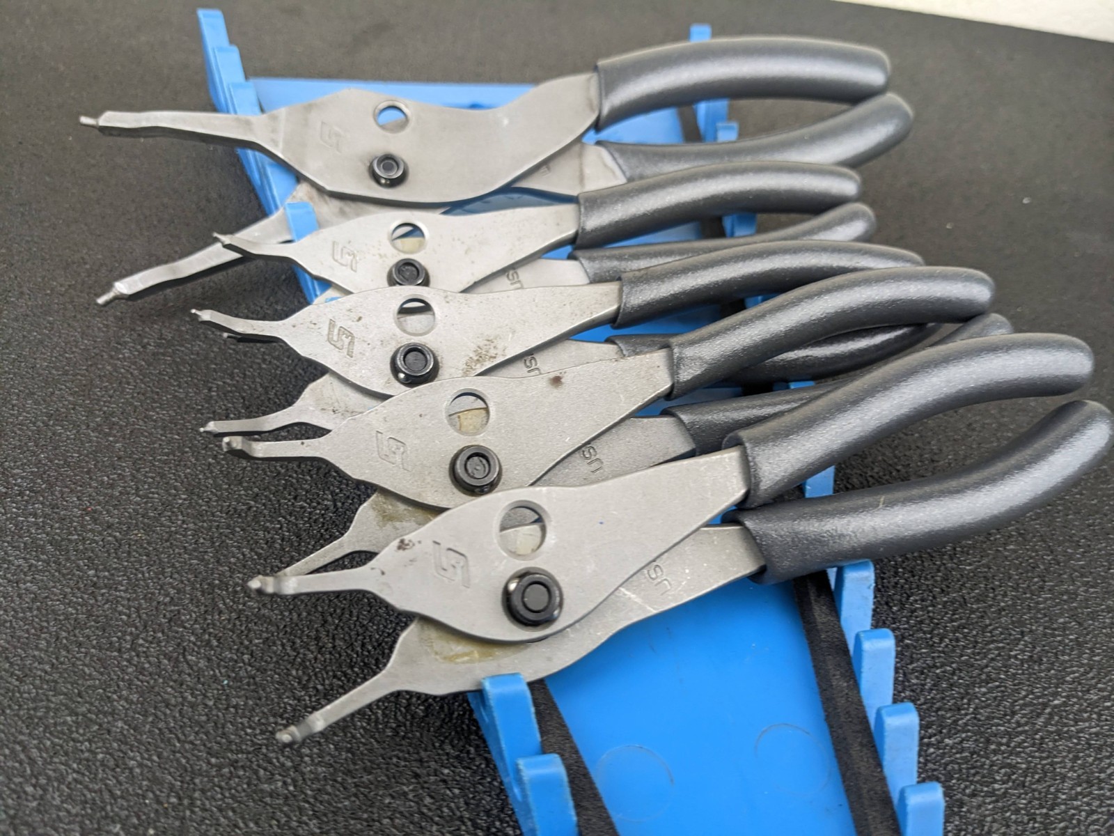 #bo022 Snap-On Tools 5-Piece Snap Ring Pliers Set Dark Titanium Gray SRPCR105DT