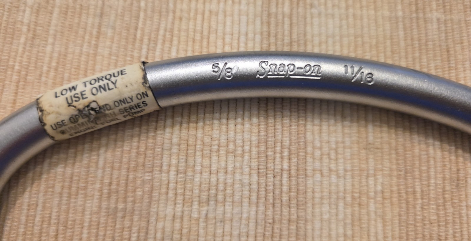 Snap-on Tools USA 5/8″ x 11/16″ Air Compressor/Fuel Pump Wrench M1328A