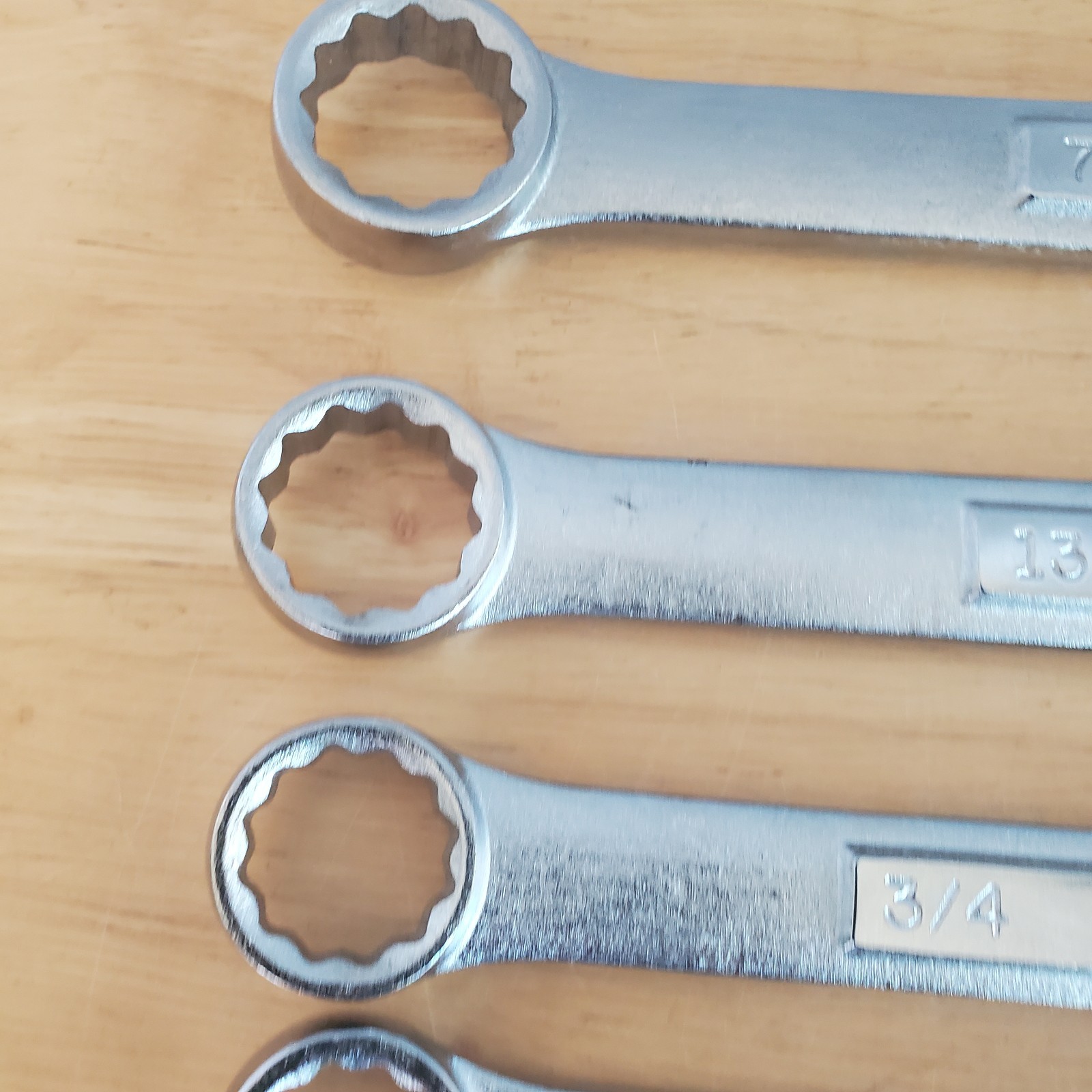 12pc Craftsman 12pt SAE Combination Wrench Set 1/4″ -7/8″ A-AD Series