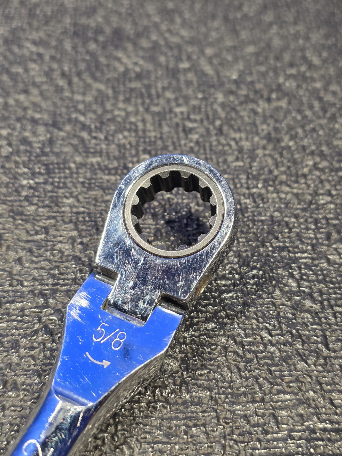 Matco Tools RF202 5/8″ Flex Head 12-Point Spline Drive Ratcheting Box Wrench