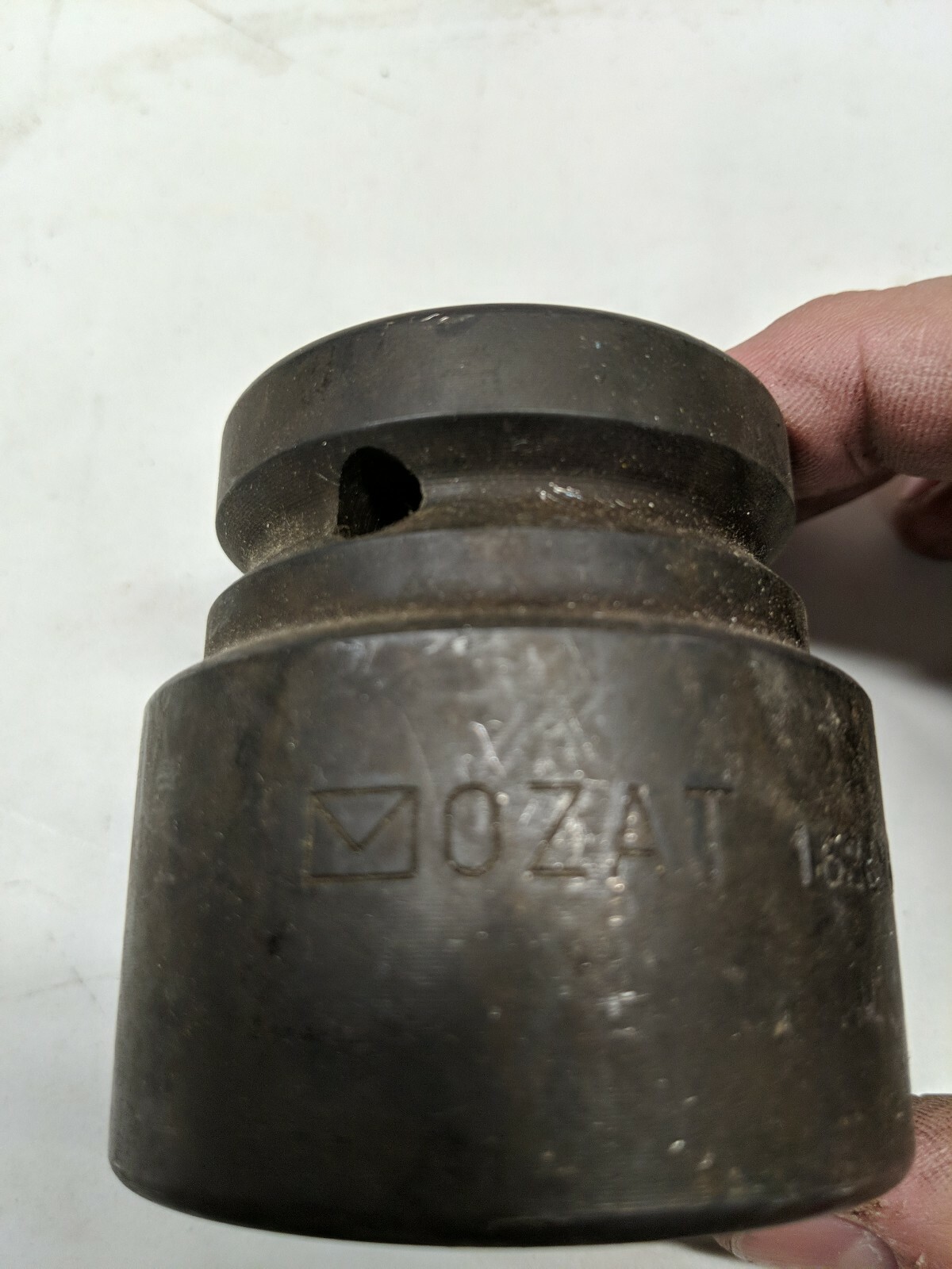 OZAT 1626M41 – 1″ Drive – 6 Point 1-5/8″-41mm Short Impact Socket Black