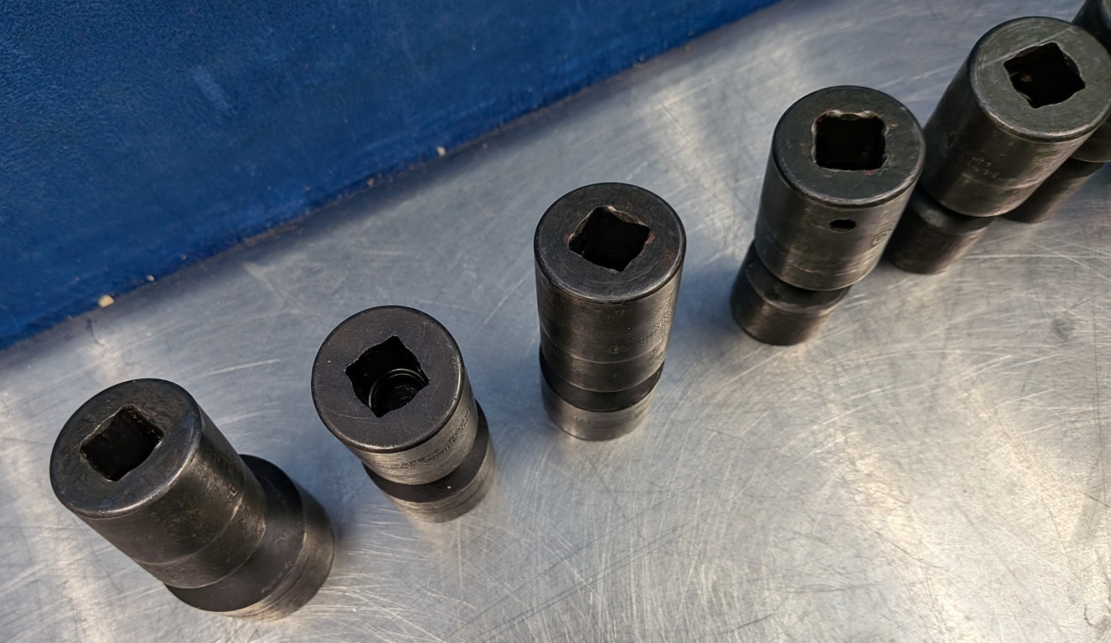 Snap-On 207IPFM 7 Piece 3/8″Dr 6Pt Metric Shallow Impact Swivel Socket Set