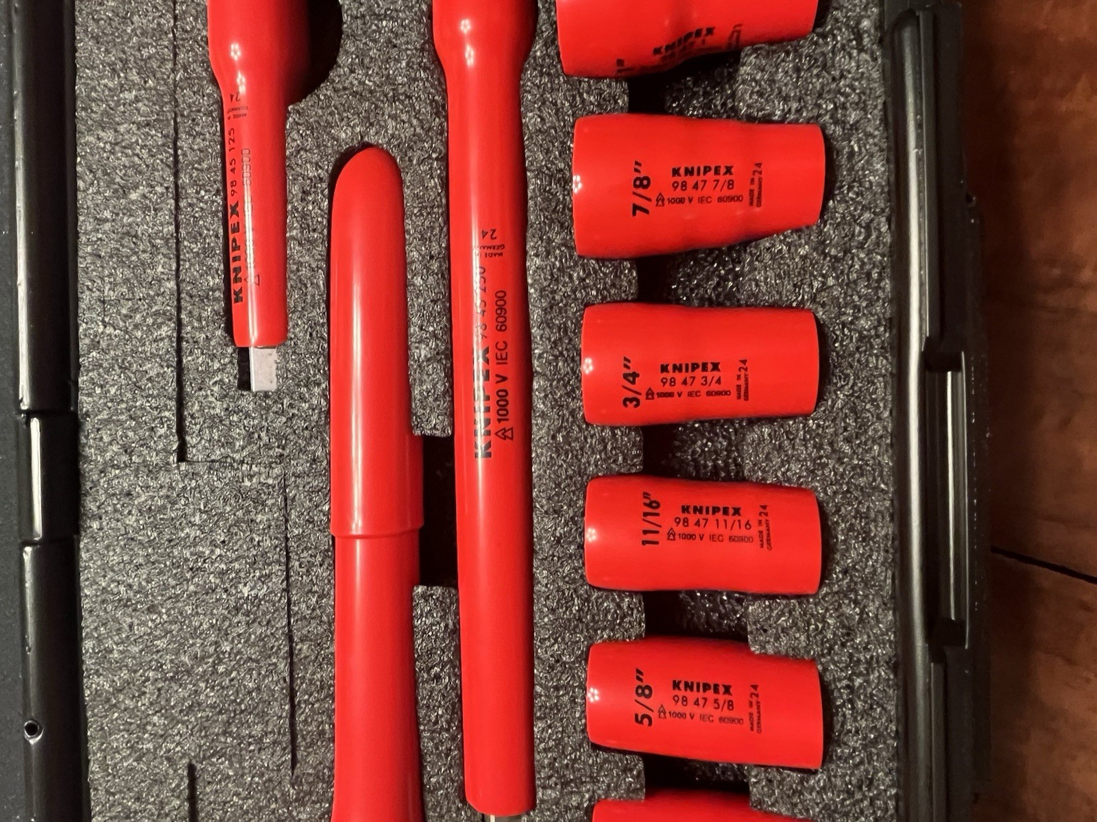 Knipex 98 99 11 S5, 10 Pc Socket Set, 1/2″ Drive, SAE-1000V Insulated