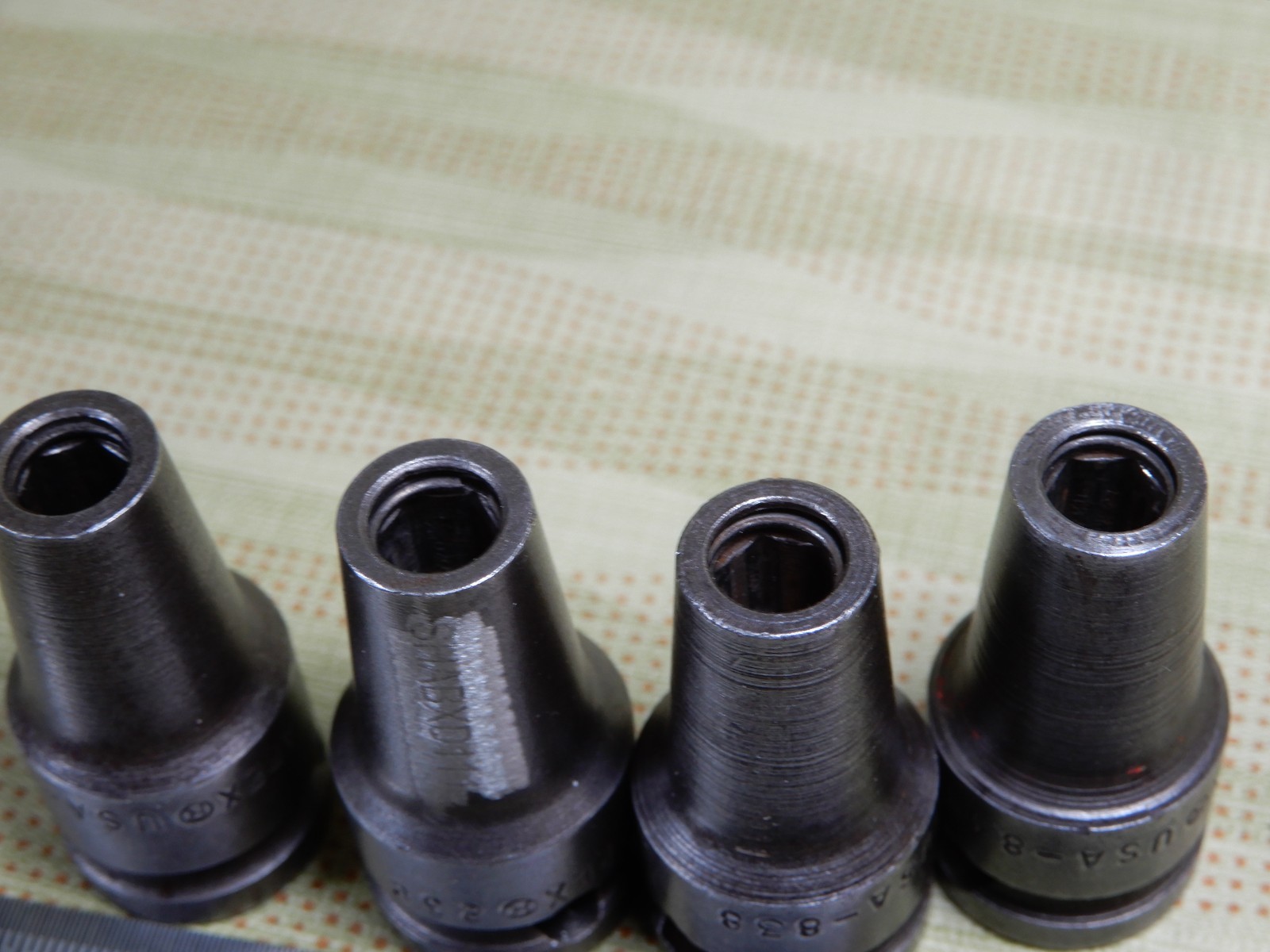 Apex 838 3/8 Drive to 1/4 Hex Sockets (4) Great Condition VX