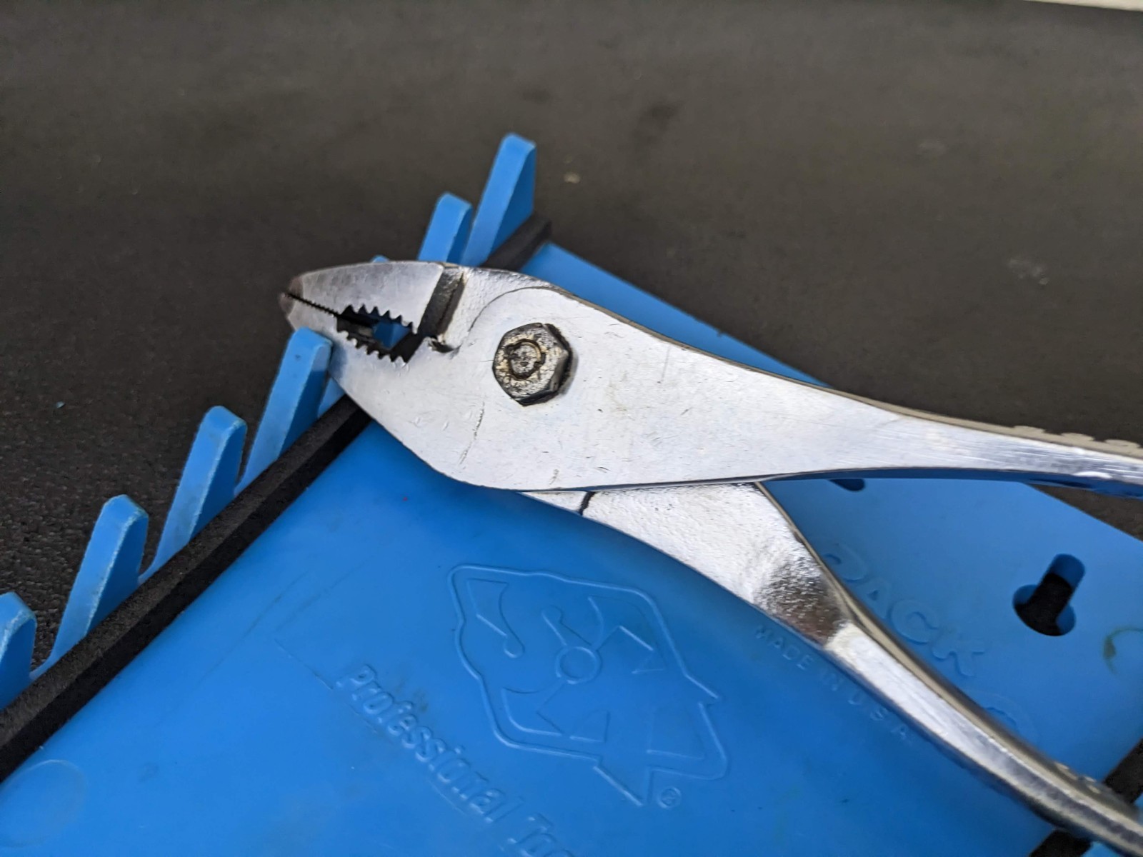 #bp294 Snap On Tools USA Vintage Slip Joint Pliers #47 with Vacuum Grip