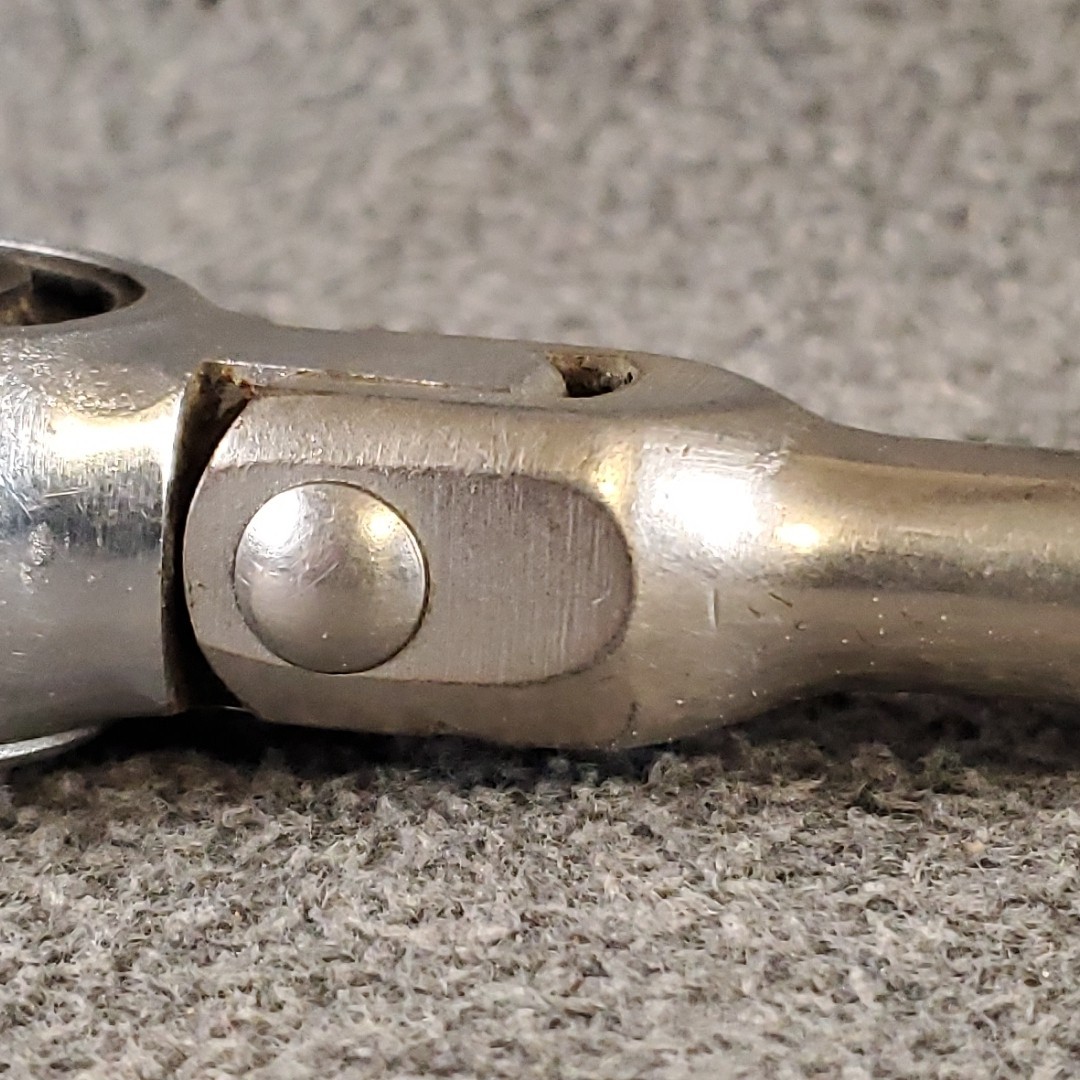 Champion CT-405 Plug-Master 3/8 Drive Flex Head Ratchet