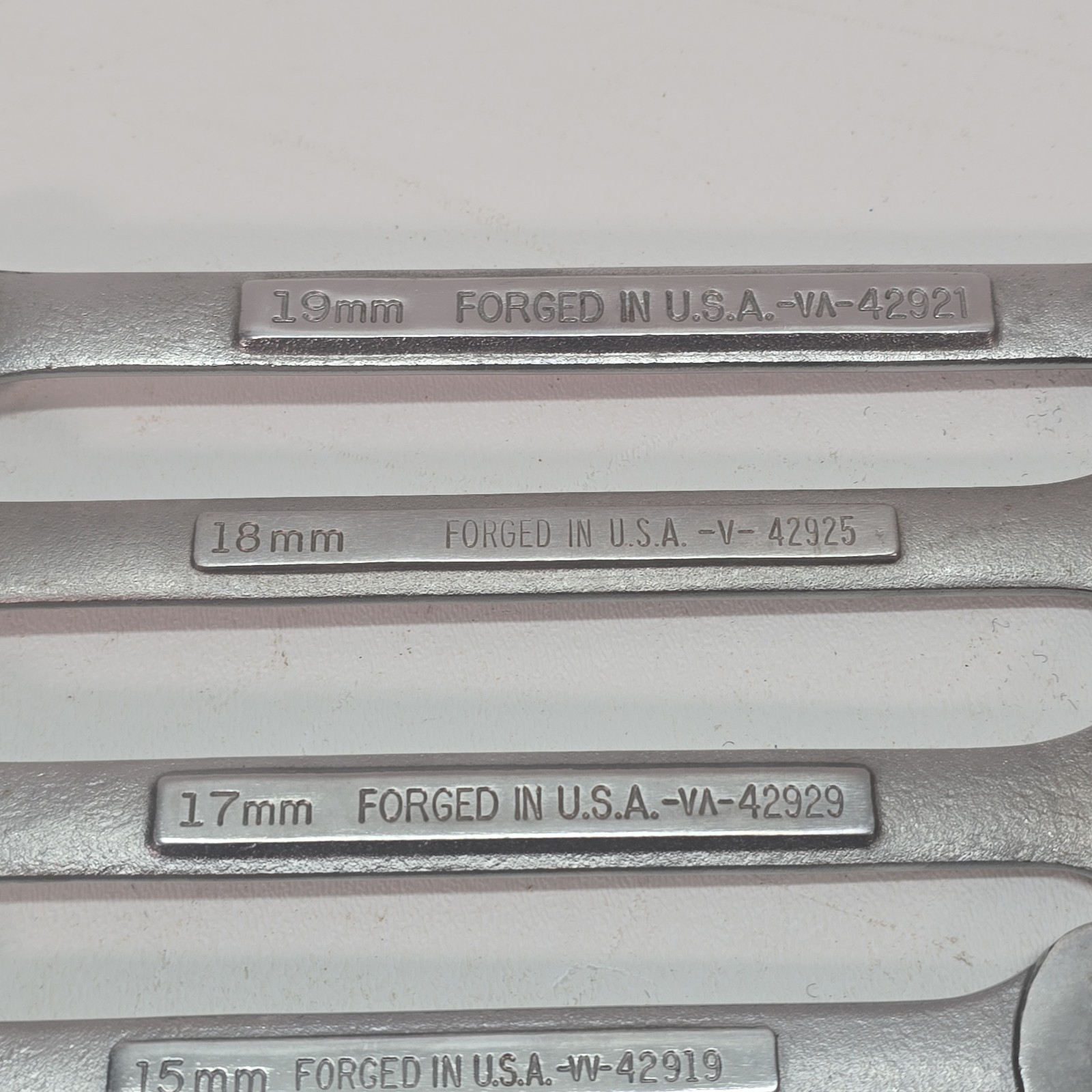 Craftsman USA 11 pc. 12pt Metric Combination Wrench Set 7mm-19mm