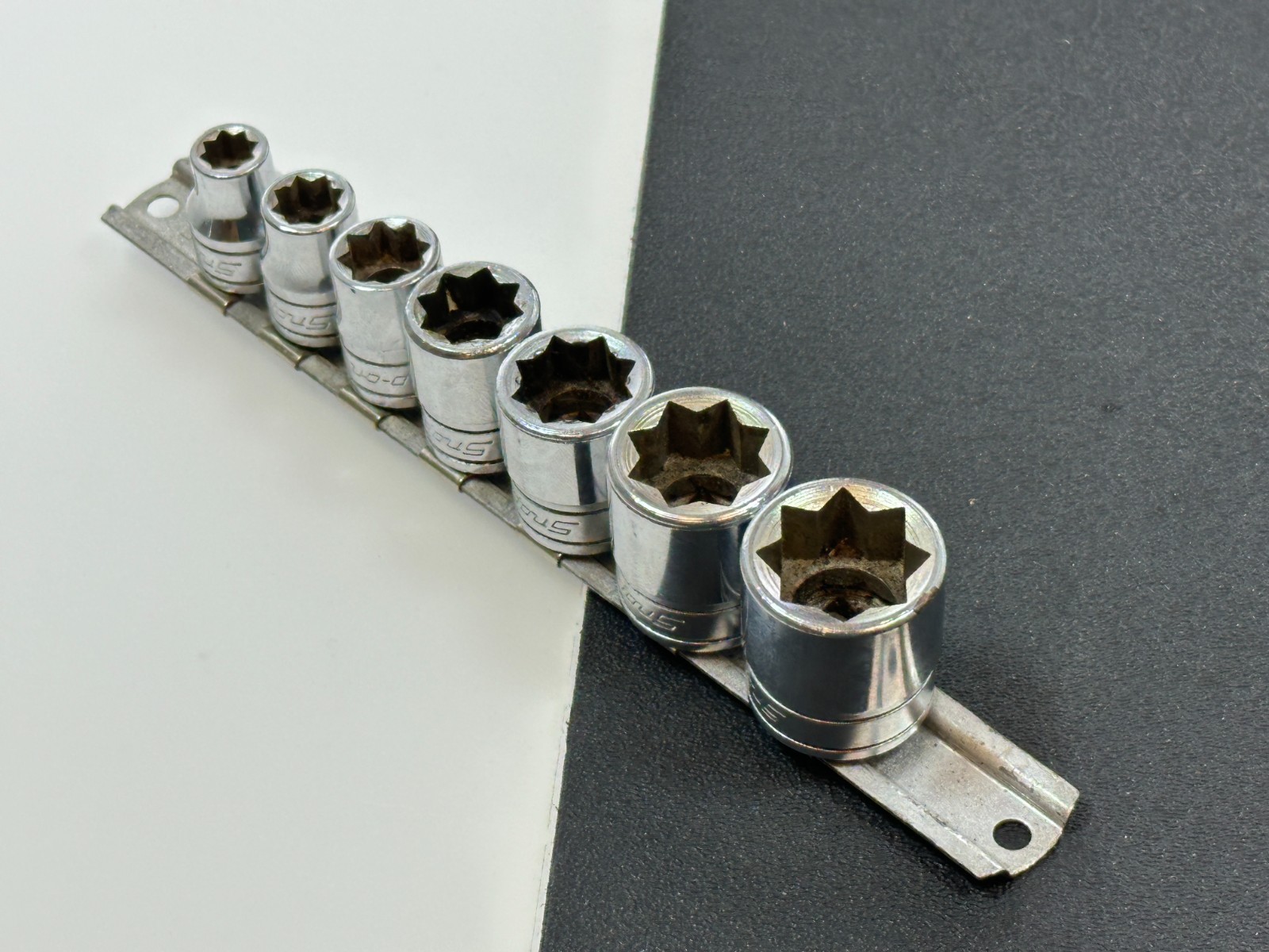 Snap-on Tools USA 7pc 3/8″ Drive 1/4 – 5/8″ SAE 8 Point Double Square Socket Set