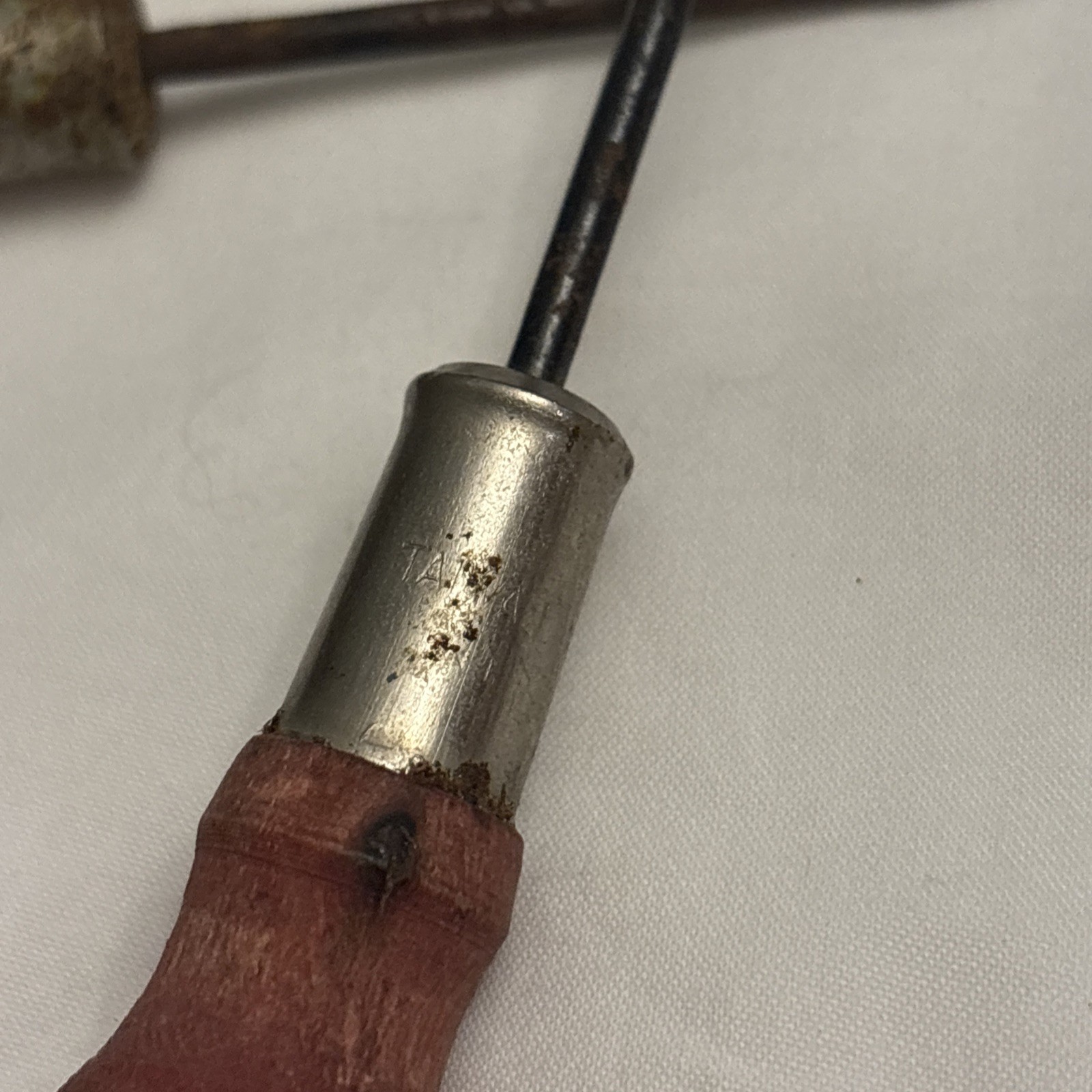 Vintage Screwdriver 2 Pc Flat Slotted & Phillips Wood Handle 5”