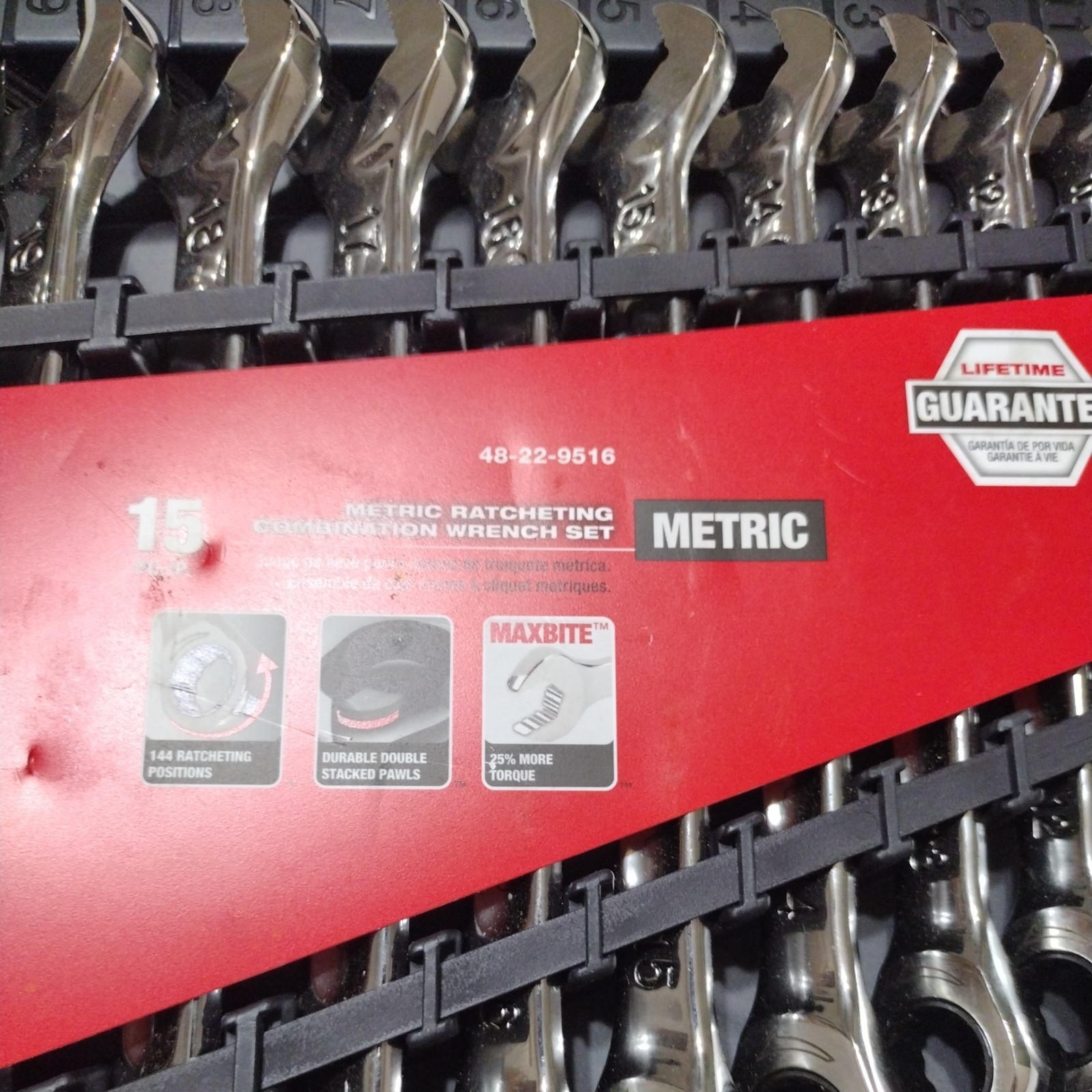 Milwaukee 15pc MAX BITE Metric Ratcheting Combo Wrench Set 8-22mm #48-22-9516