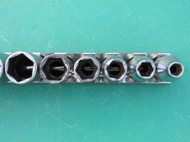 SNAP-ON 211FSY 3/8″ DRIVE 11PC SAE 6PT SHALLOW SOCKET SET 1/4″ – 7/8″ UNDERLINE