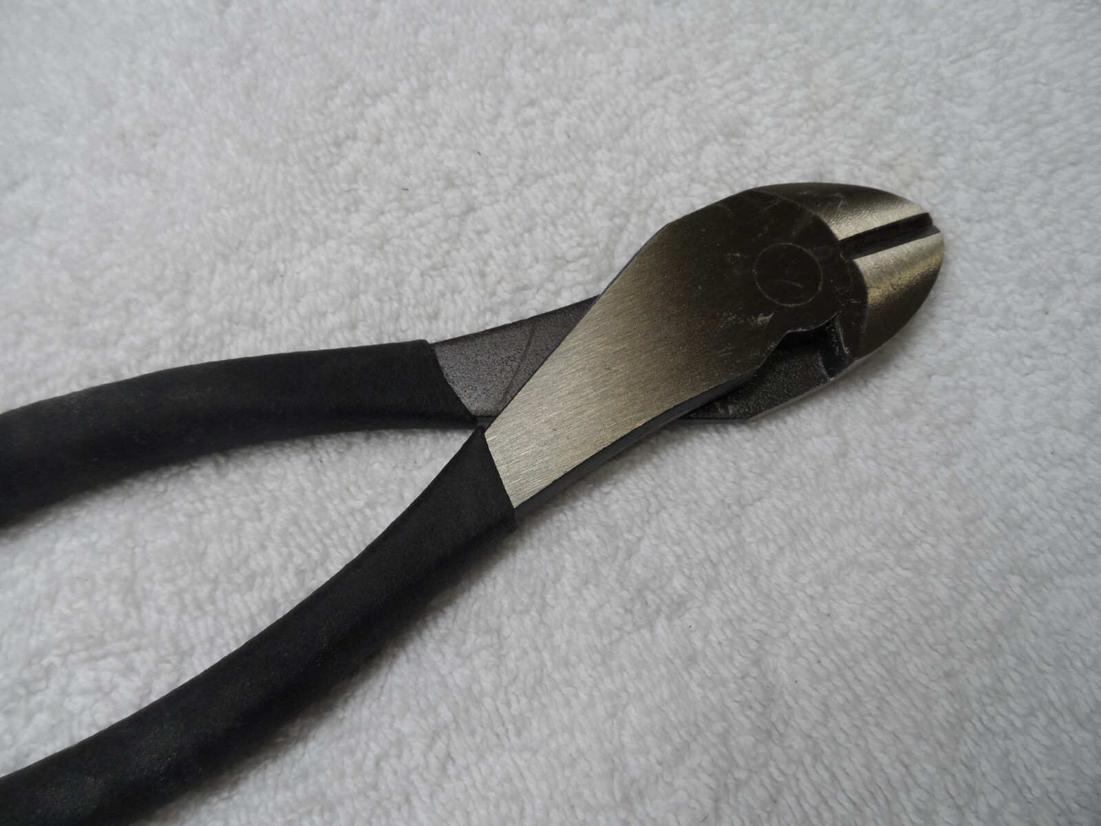 Craftsman 7 in. Pliers, Wide Jaw Diagonal – USA – Part # 45074 WF AG (loose)