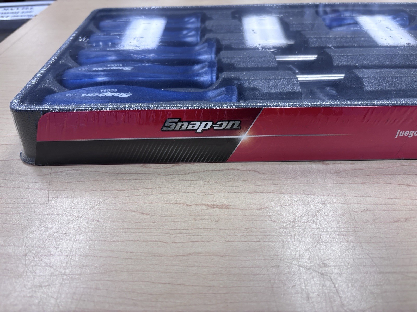 Snap-on SDDX70AMB 7 Piece Combination Screwdriver Set Metallic Blue NEW SEALED