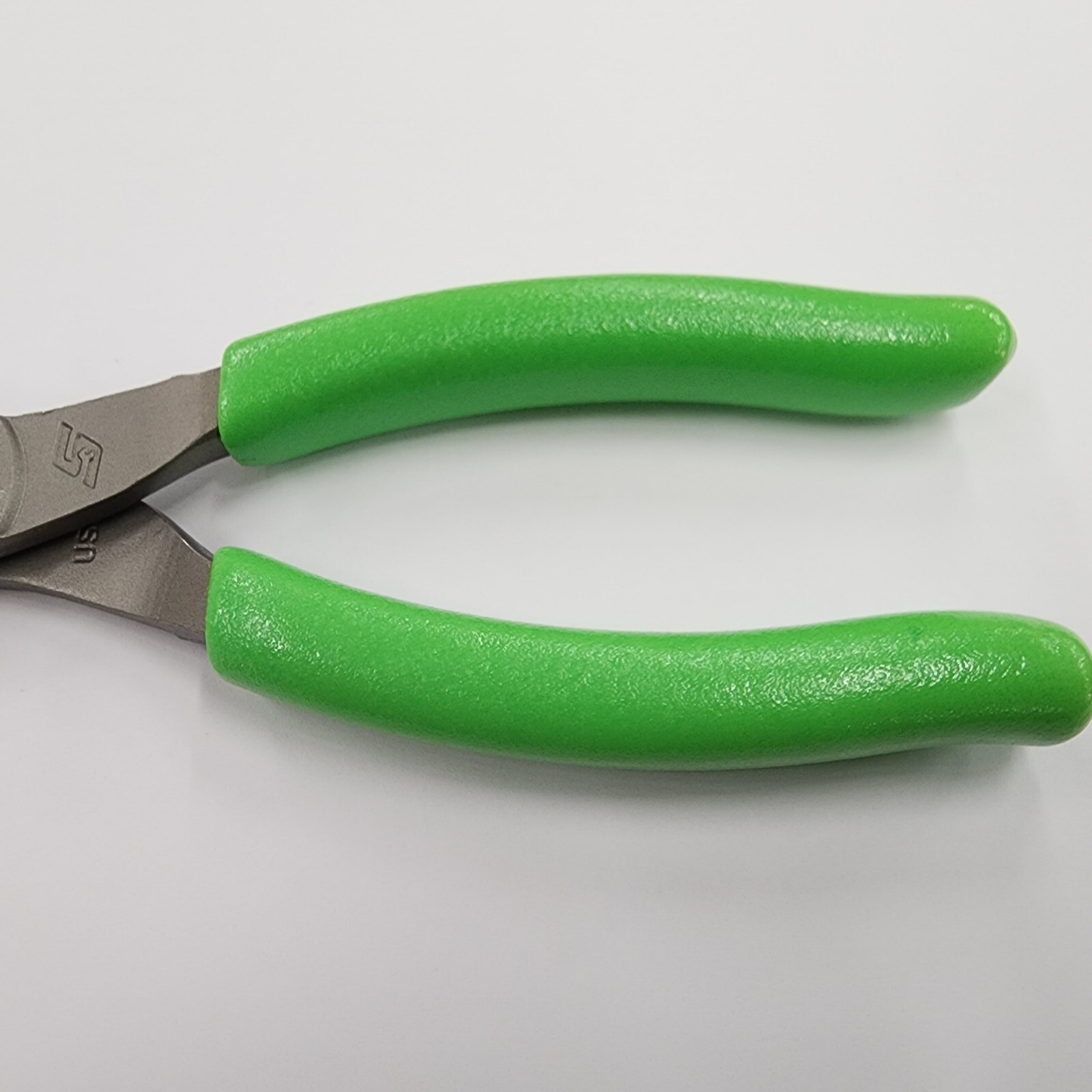 Snap-on Tools USA NEW GREEN Soft Grip 6″ Talon Grip Needle Nose Pliers 95ACFG