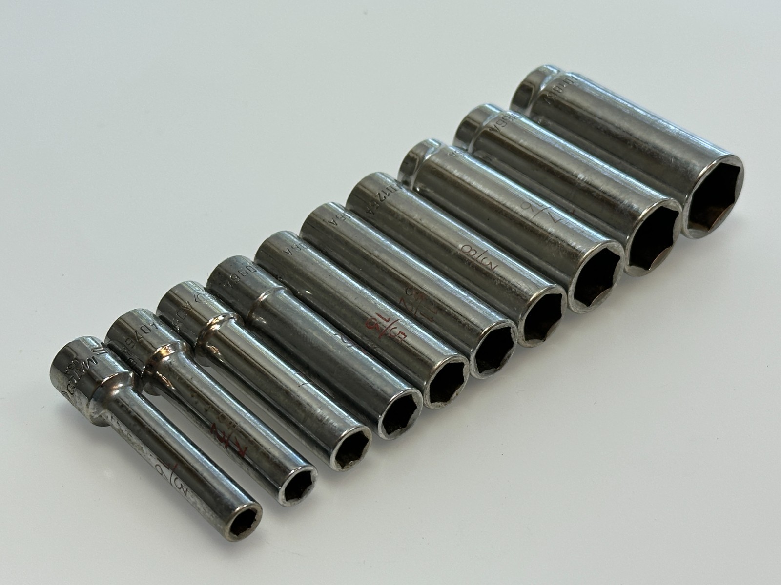 Matco Tools USA 10pc SAE 3/16″ to 9/16″ Deep Chrome Socket Set, 1/4″ Drive 6 PT.
