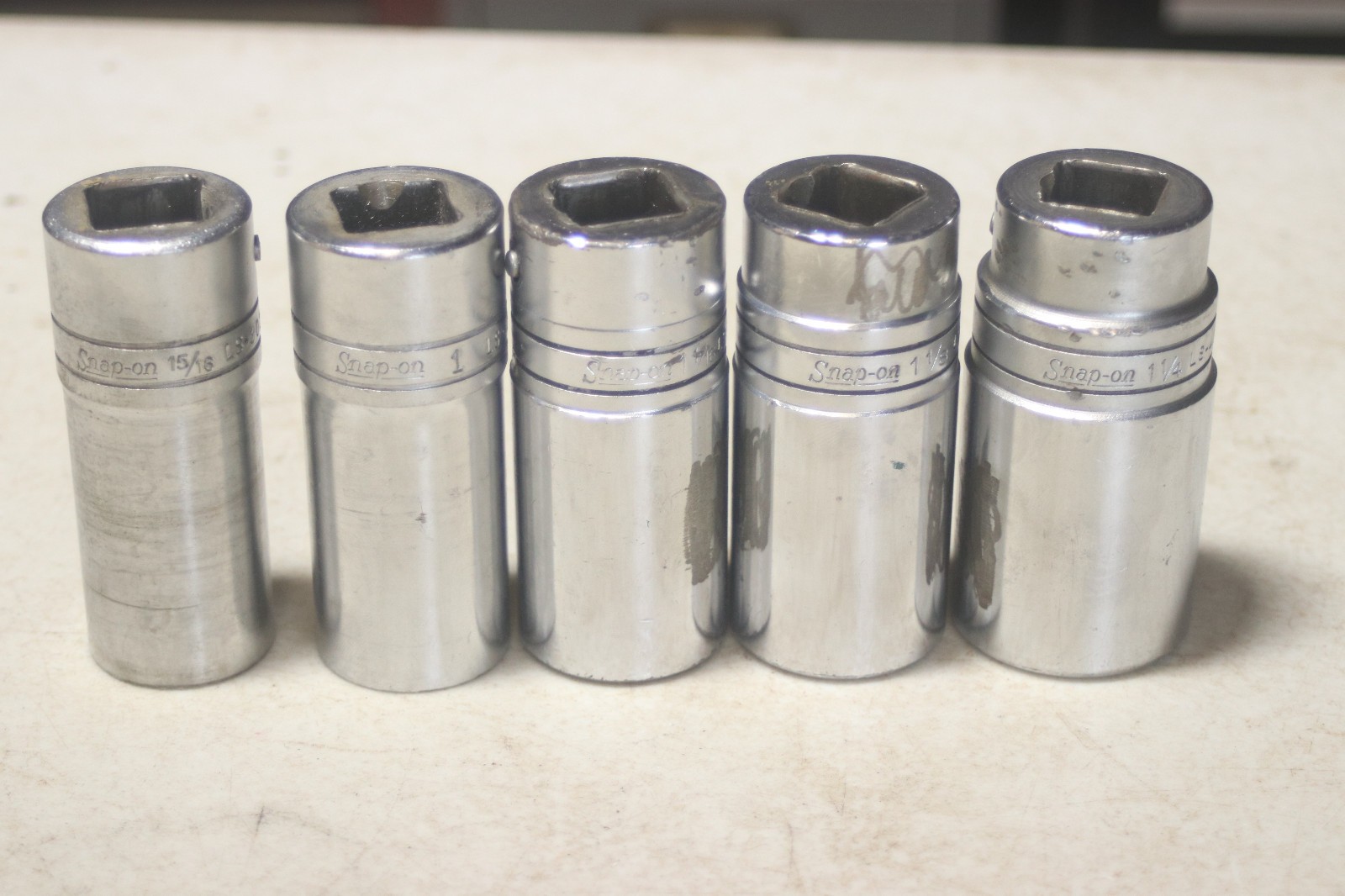 Lot of 5 Snap On 3/4 Inch Drive 6 Point Deep Sockets 15/16 – 1-1/4