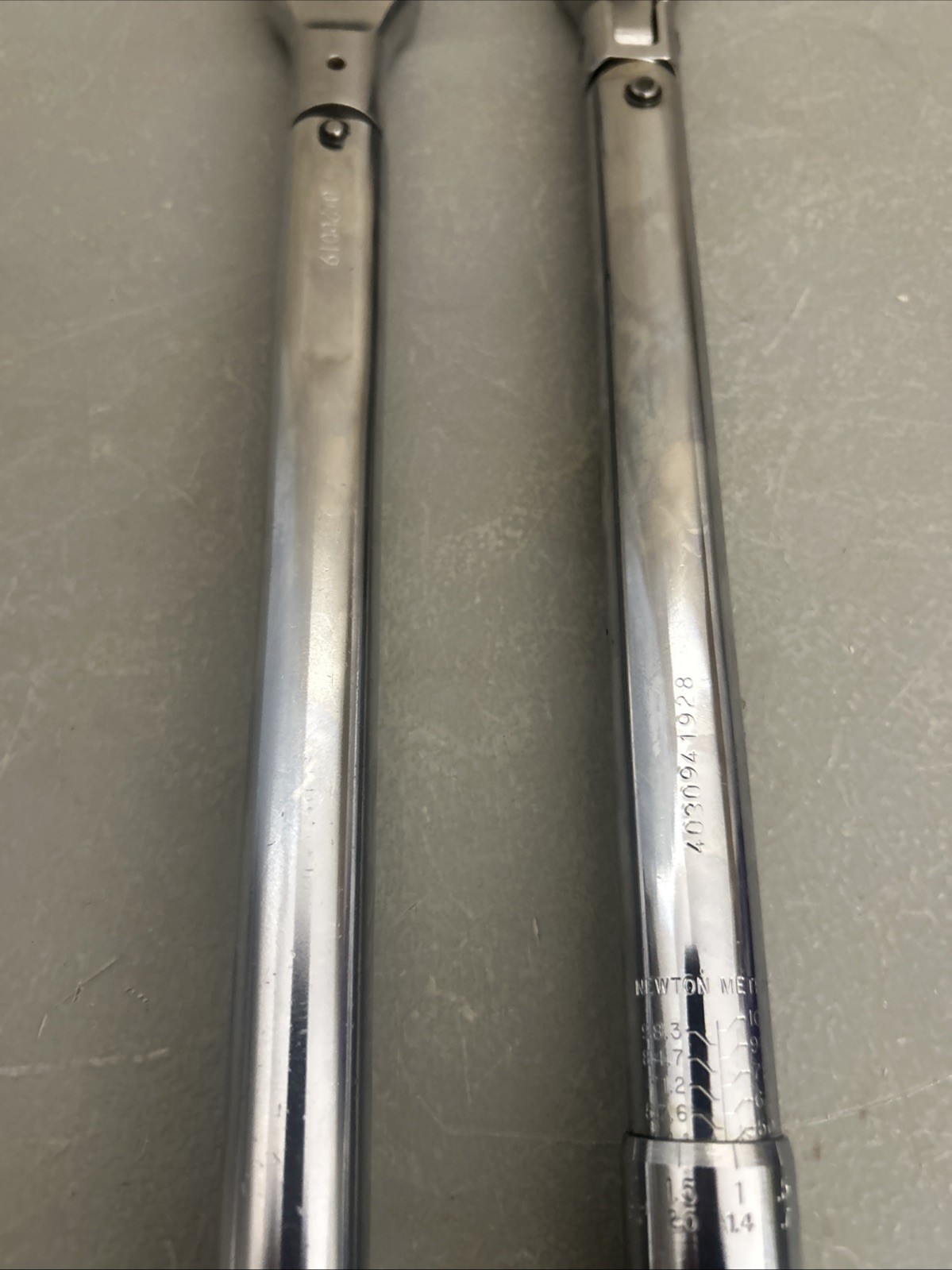 2 Torque Wrenches 1/2” And 3/8” Unknown Brand/ For Parts Or Repair