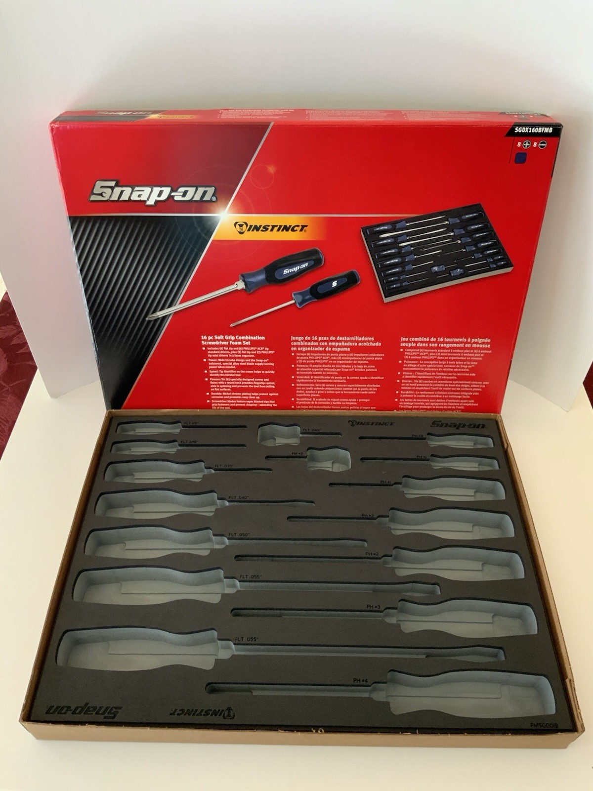 Snap-On Tools 16 Pc Soft Grip Combination Screwdriver Foam Set SGDX160BFMB