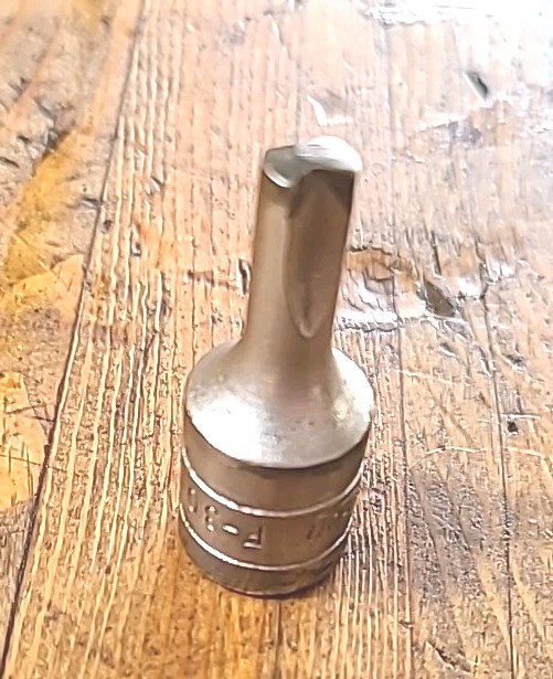 Snap On 1948 3/8″ Drive 5/16″ Chrome Clutch Bit Driver Socket USA, F-30
