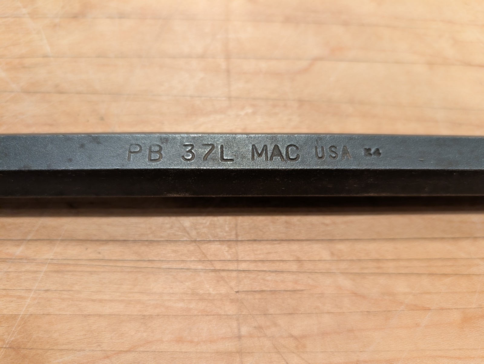 Mac Tools PB37L Bearing Race Punch/ Pry Bar 18 Inch
