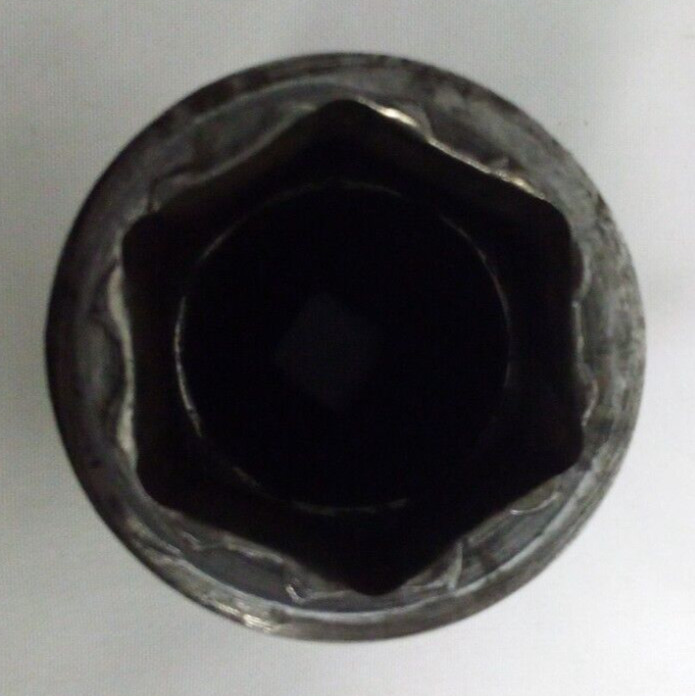 VTG SNAP ON 3/8″ DRIVE 6 POINT DEEP WELL SOCKET METRIC 30MM SIMM300