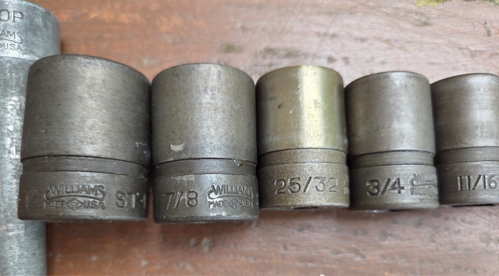 JH Williams 1/2″ Drive Sockets w S-51 SUPERRATCHET And Case Great Shape