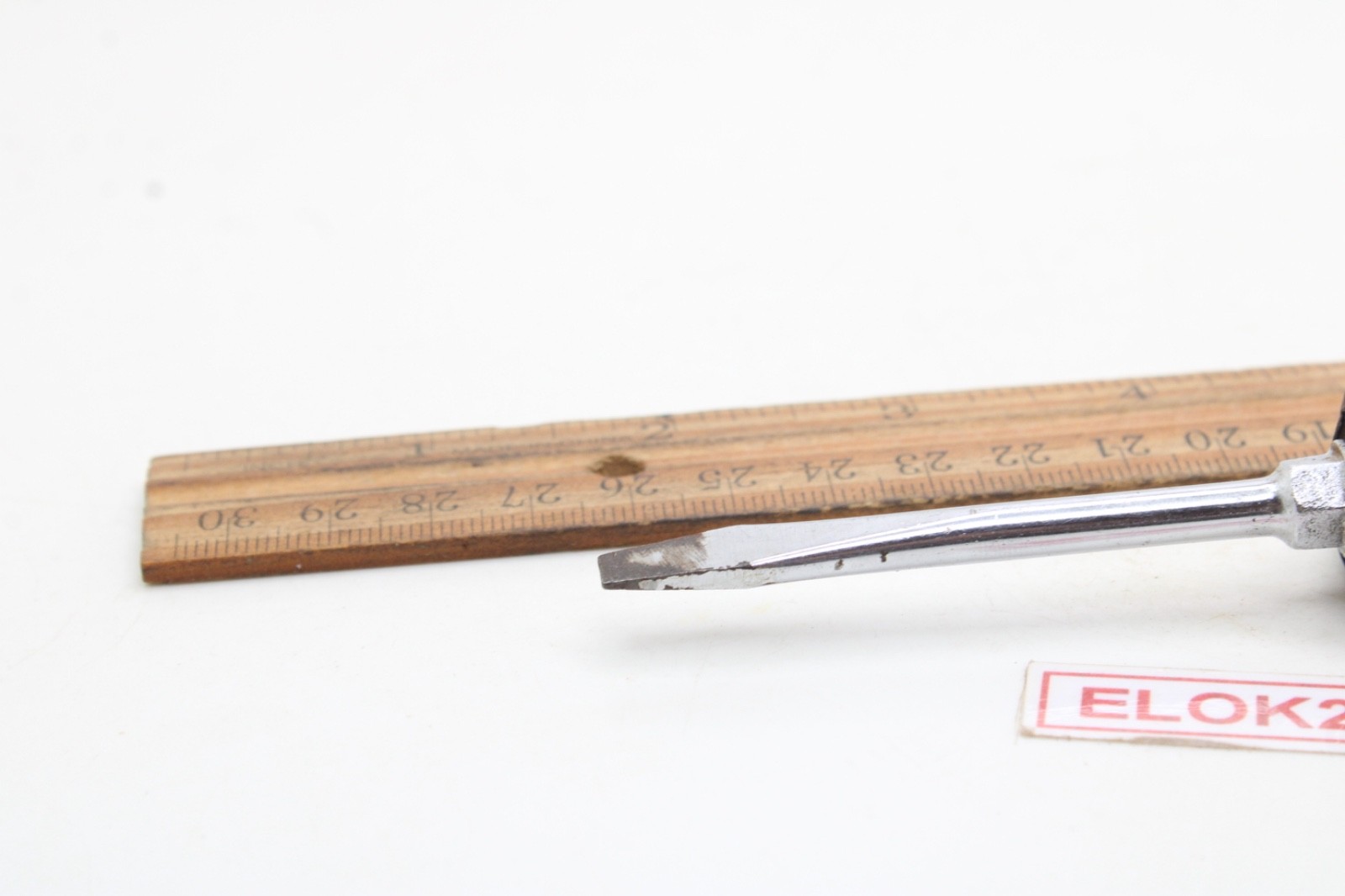 Snap-on STD3 3-Sided Handle Tri-Lobe 3/16” x 3″ Flat Slotted Screwdriver USA