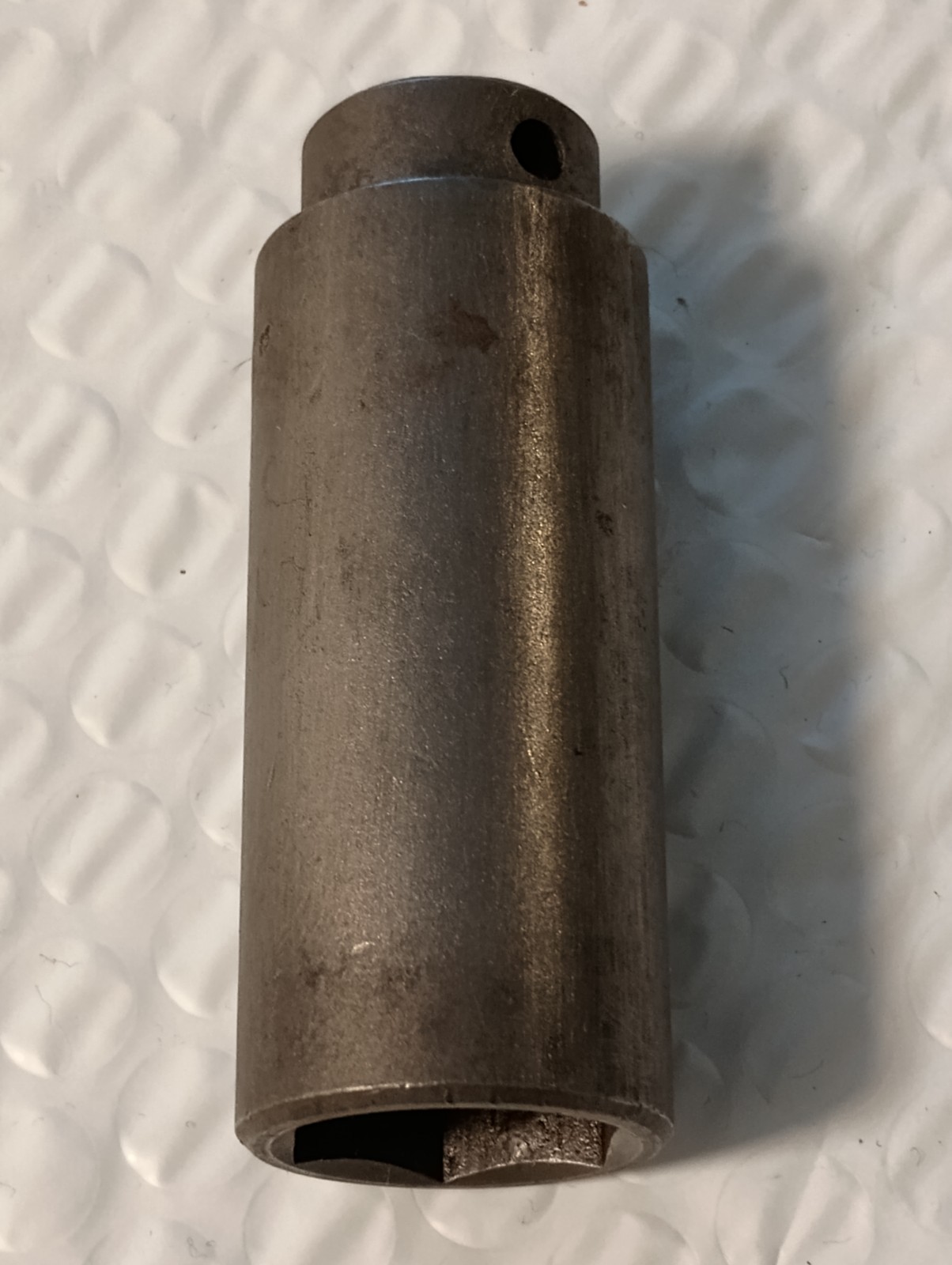 MAC TOOLS XDP6-19MM, 3/8″ DRIVE, 19MM. IMPACT SOCKET, 2.7″ DEEP, 6 POINT.
