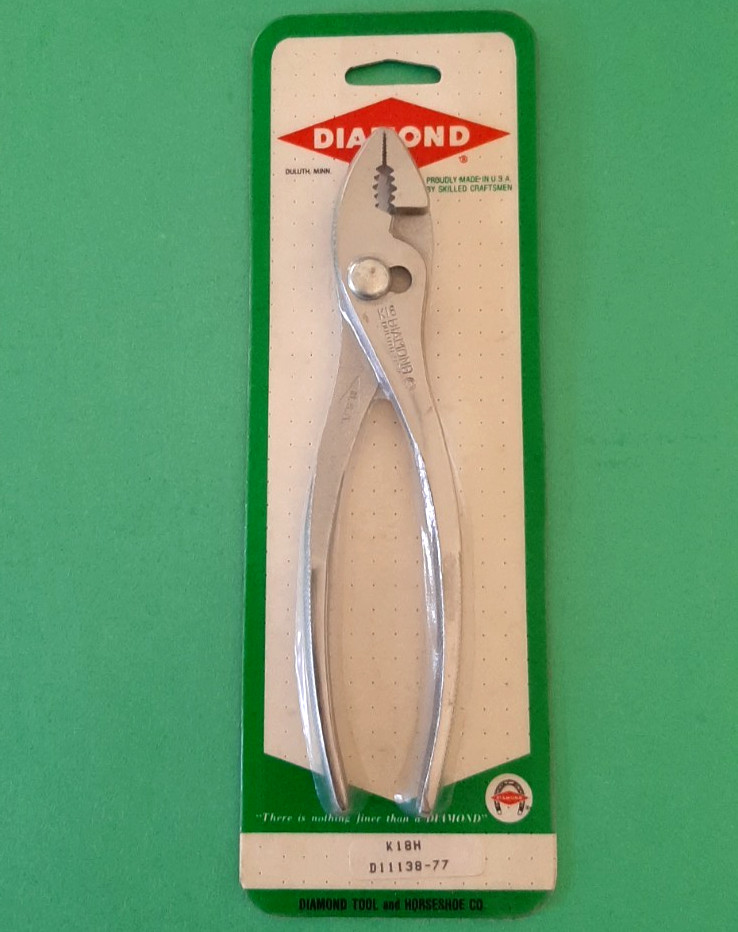 NOS Diamond Horseshoe Duluth USA 8″ K18 K18H Slip Joint Pliers New on card 5J