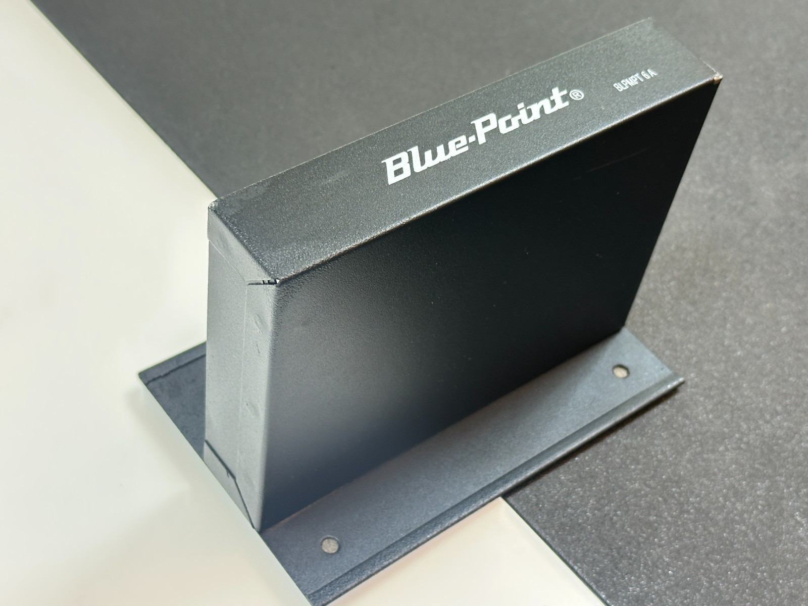 Blue Point Tools BLPMPT6A 6″ Magnetic Tray, Metal Parts Auto Tech Tray Holder