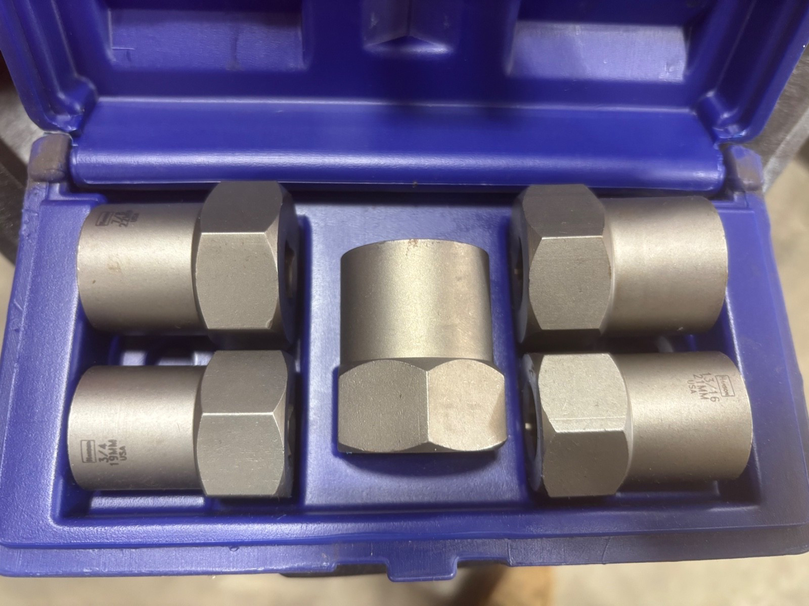 Irwin 54125 Bolt Extractor Set, 5 Piece, 3/4″, 13/16″, 7/8″, 15/16″, 1″