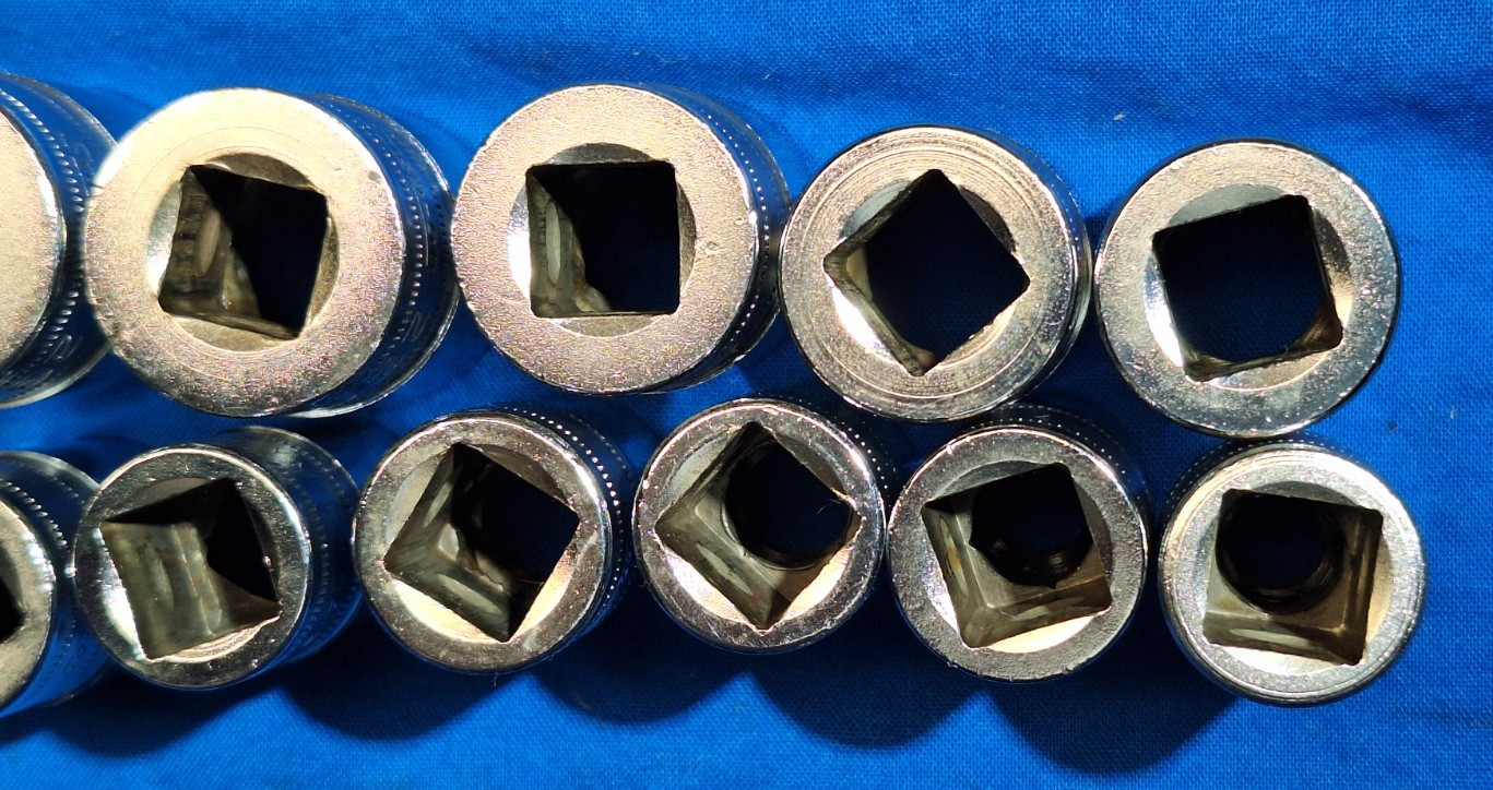 old logo 1981, 82 Snap-On 13pc 1/2″dr Metric shallow 6pt socket set 24mm-12mm
