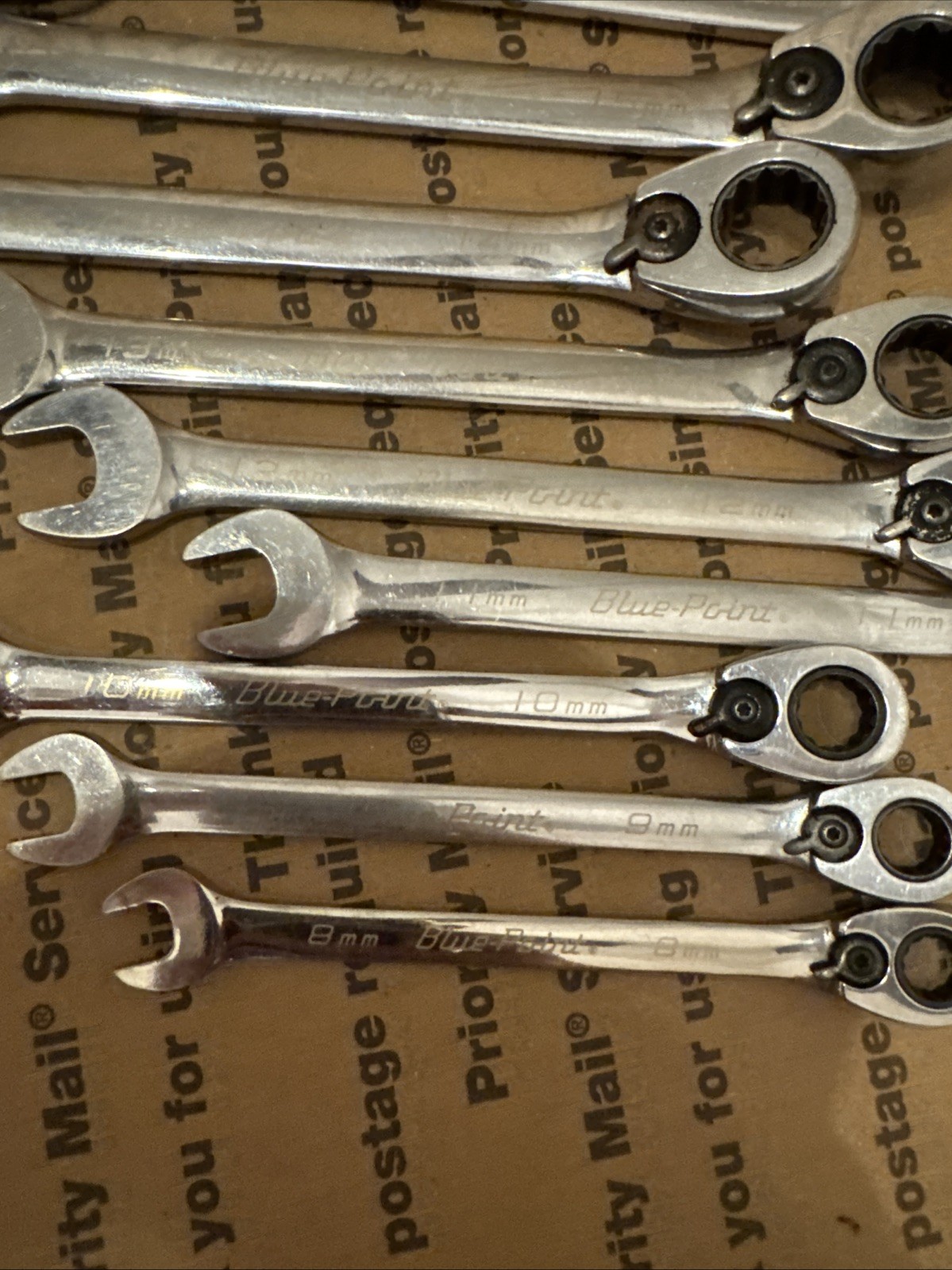 Blue Point 12 Pc Metric Reversible Ratcheting Wrench Set 8-19mm BOERM712