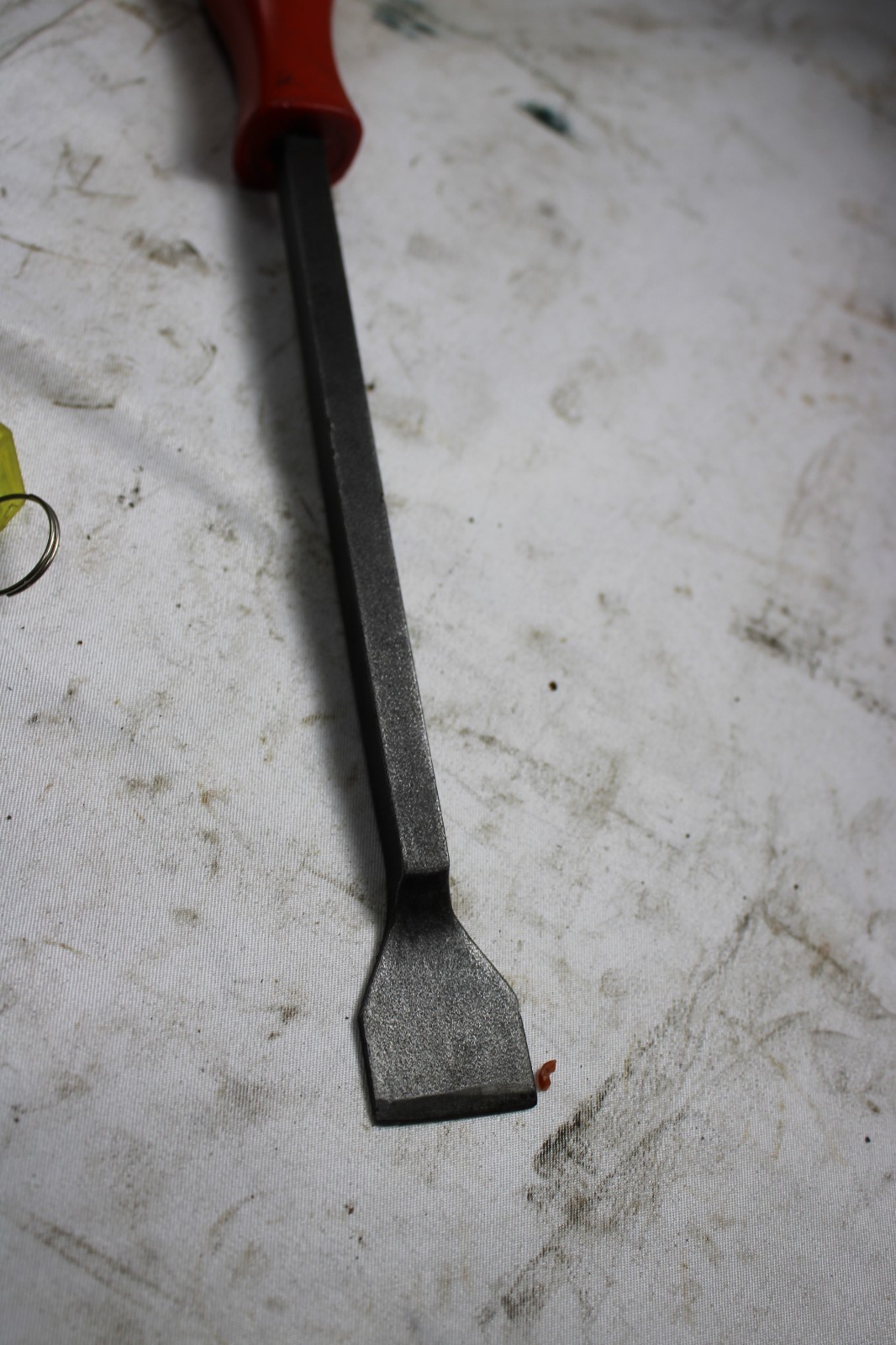 MAC TOOLS SP16A, GASKET/CARBON SCRAPER, 11″ L., 1″ W. BLADE.