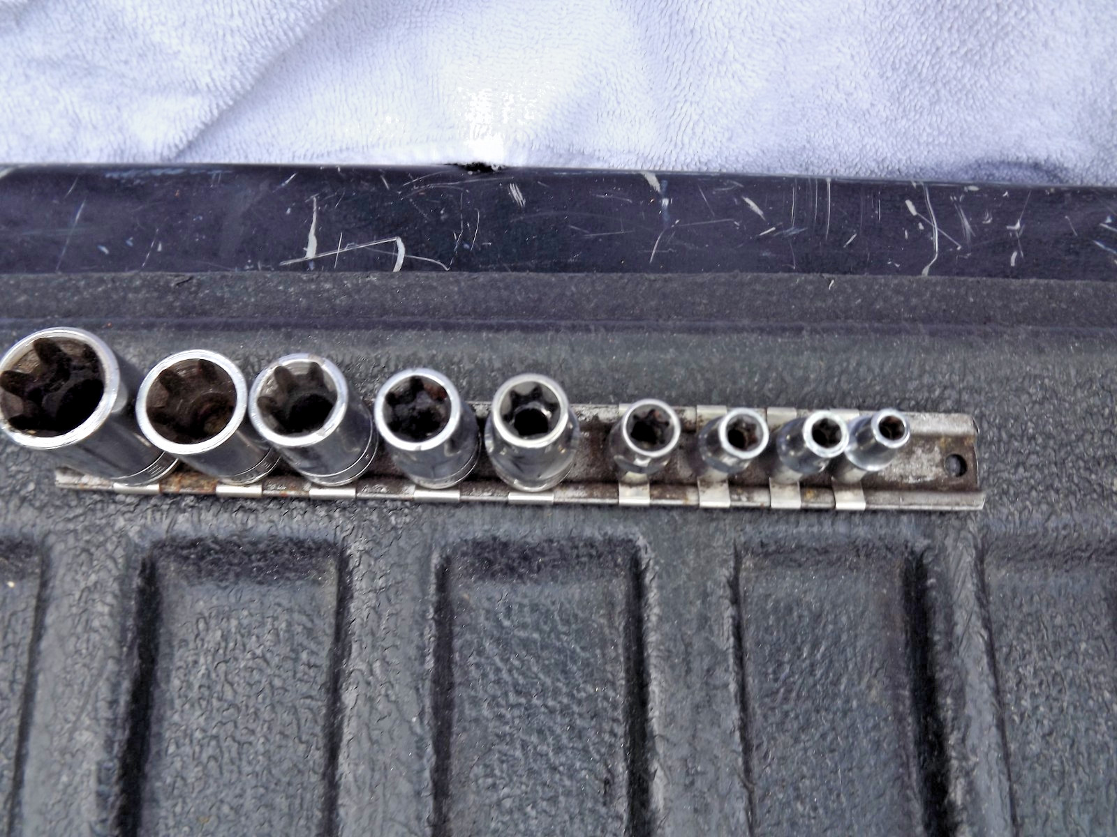 Snap-on FLE SERIES 9-Pc Combination Drive TORX® Shallow Socket Set (E5-E18)