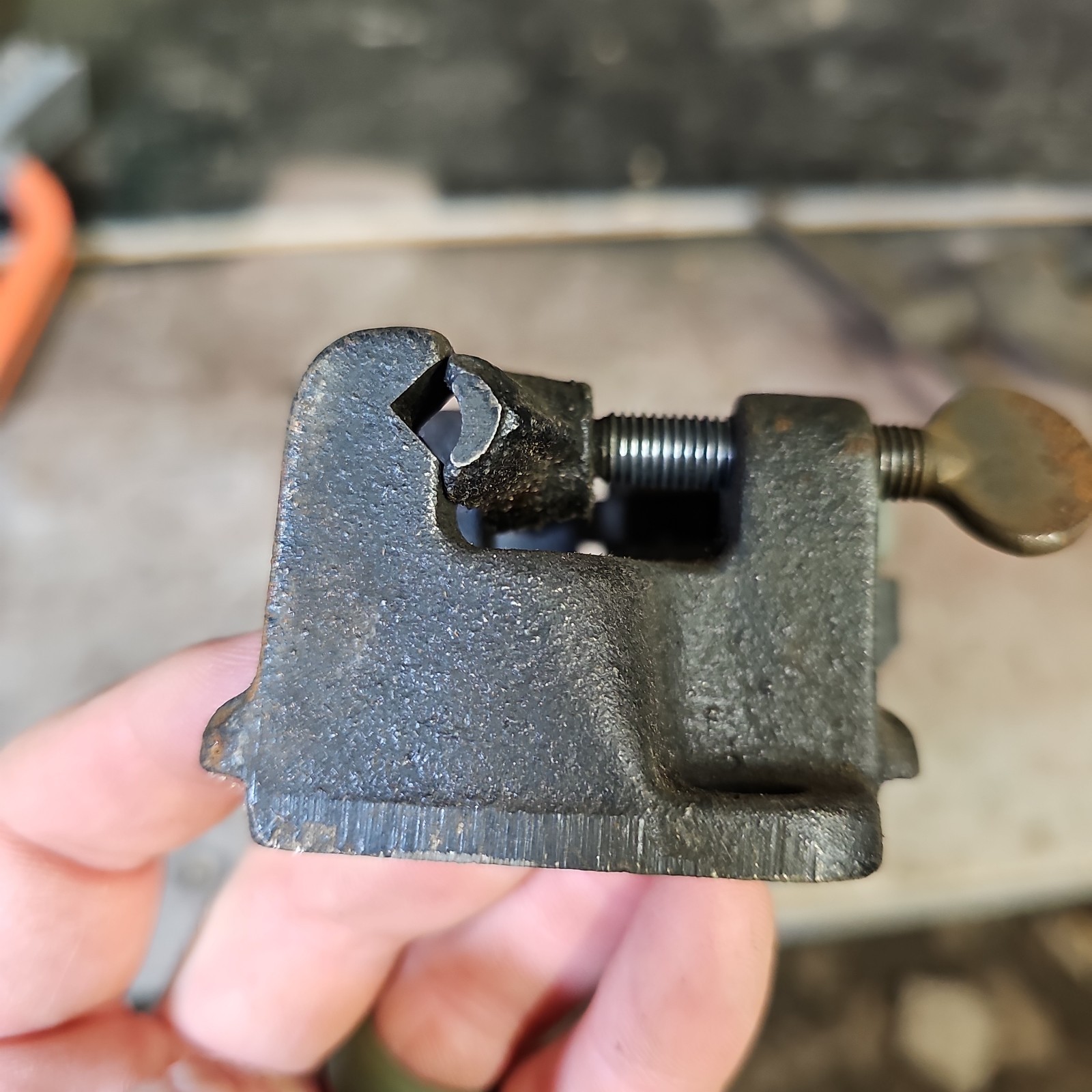 Vintage 3V-1A Valve Reamer Cutter Tool Machinist Vise