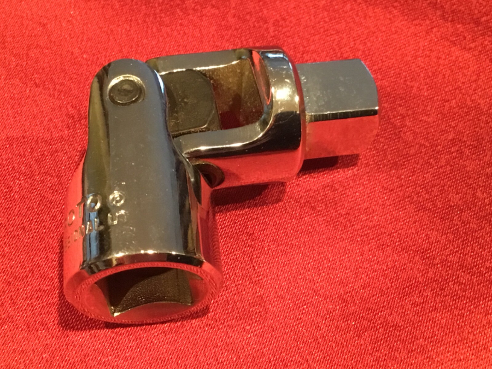 PROTO Professional 5470 1/2″ Drive Universal Joint Swivel Socket