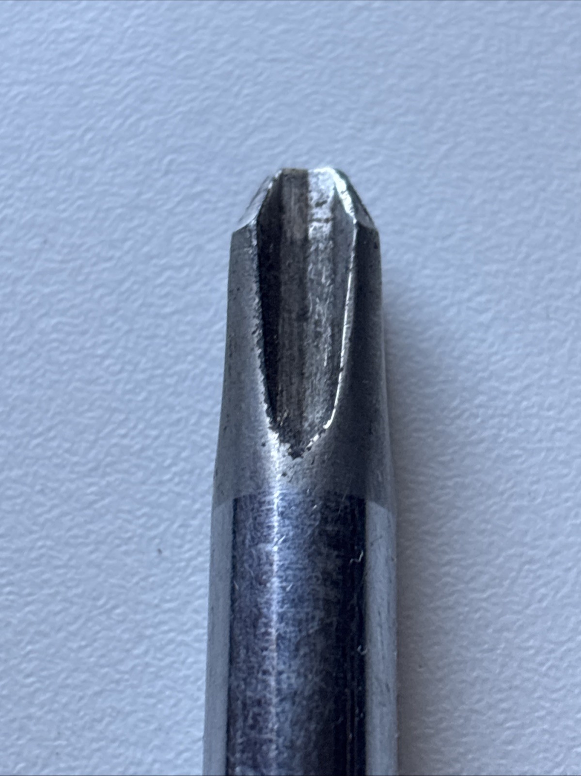 Snap-on SSDP64 No. 4 Phillips Head Screwdriver Black Hard Handle 10.5″ 🇺🇸