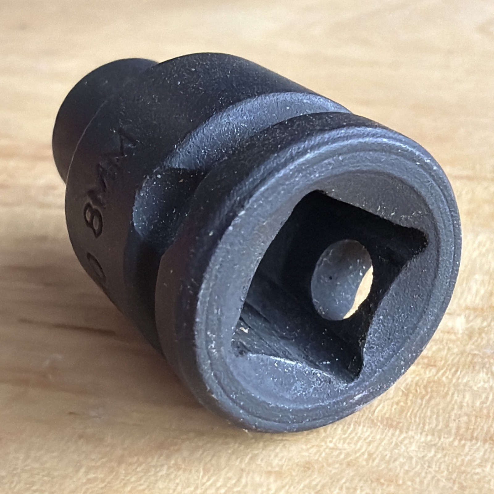 Expert sold by Mac Tools 8mm Shallow Impact Socket 3/8″ Drive 6 Point E040101