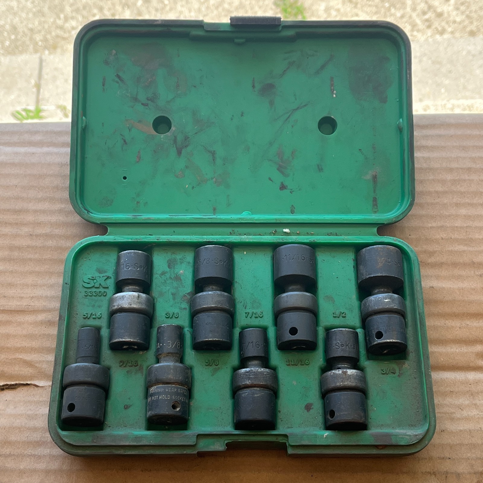 SK Tools USA 33300 SAE Swivel Impact 8 pc Socket Set 3/8″ Drive 6 Point 5/16-3/4