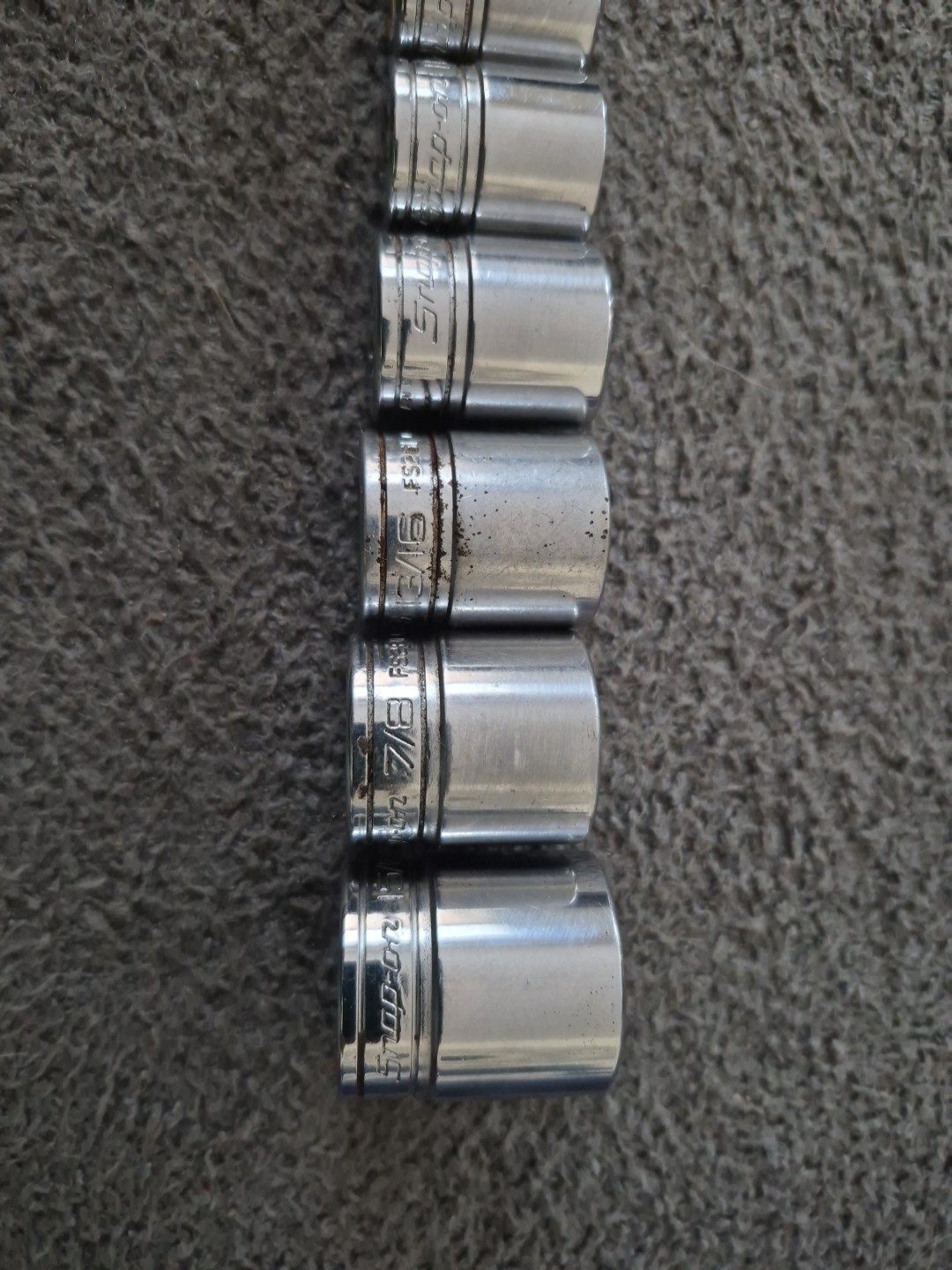Snap-On USA [FS081-FS281] 12-Pc. 1/4″-15/16″ 3/8″Drive 6-Point Shallow