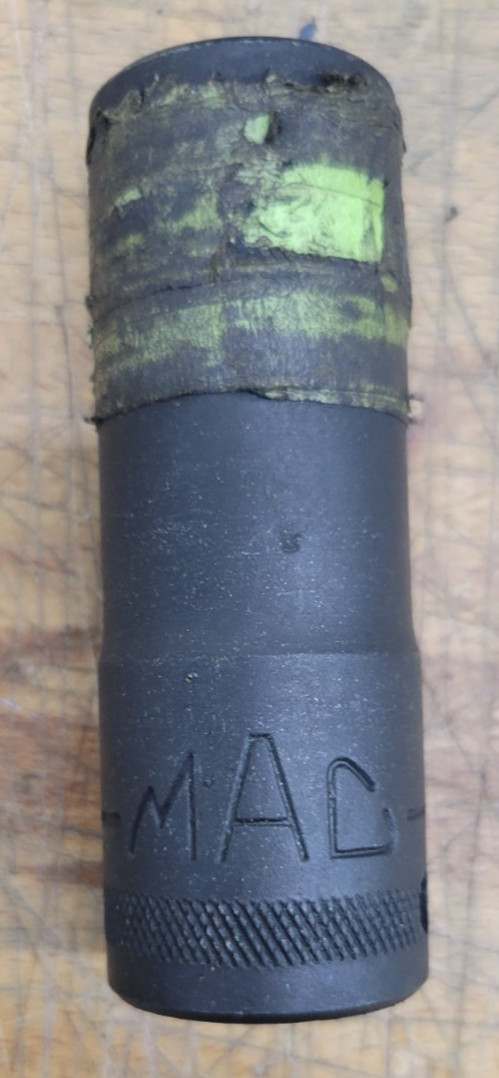 Mac-Tools SVDPM166BRPT 16 Pc 1/2″ Dr 6pt Metric Deep Impact Socket Set – USED