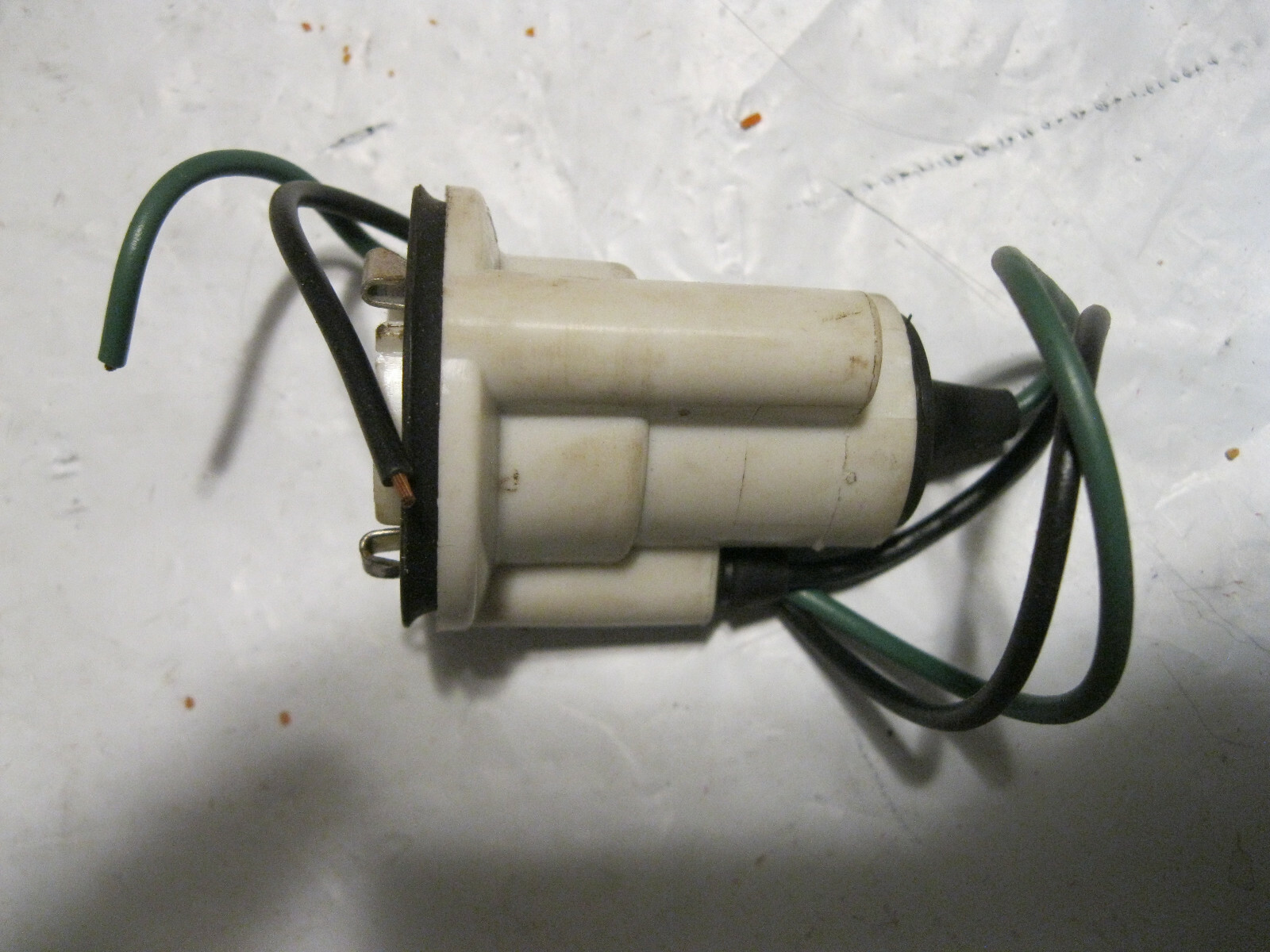 Back Up Light Socket-Cornering Light Socket Standard S-67